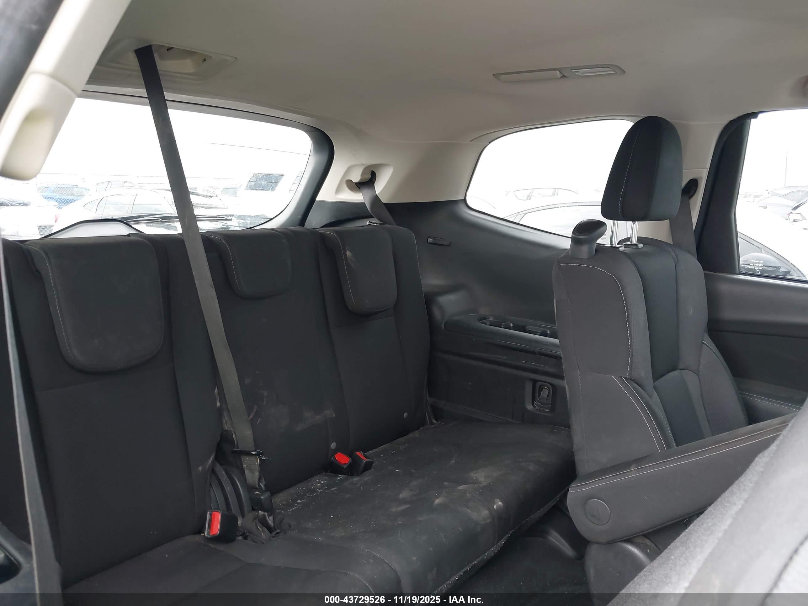 SUBARU ASCENT image 8