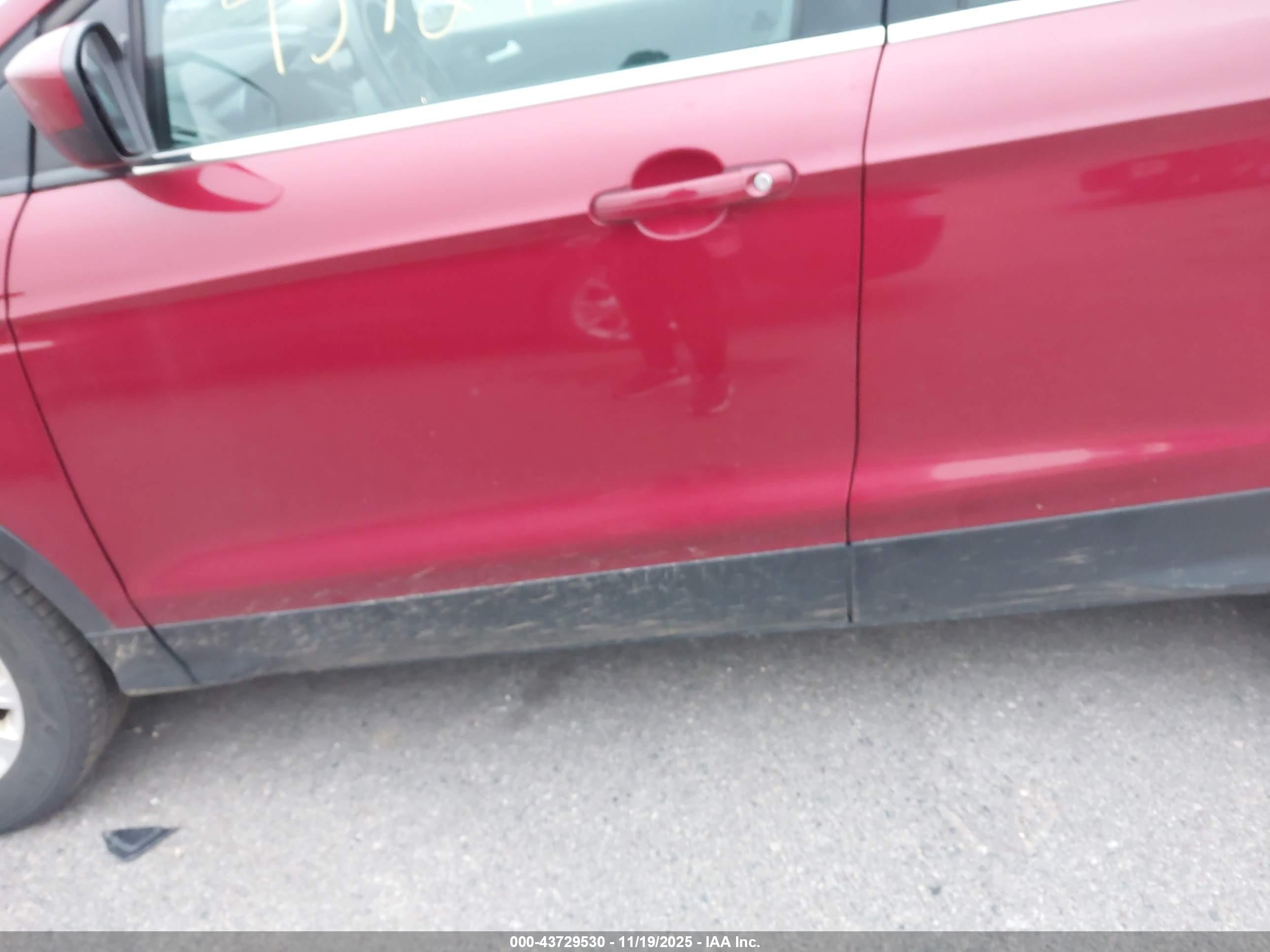 FORD ESCAPE image 6