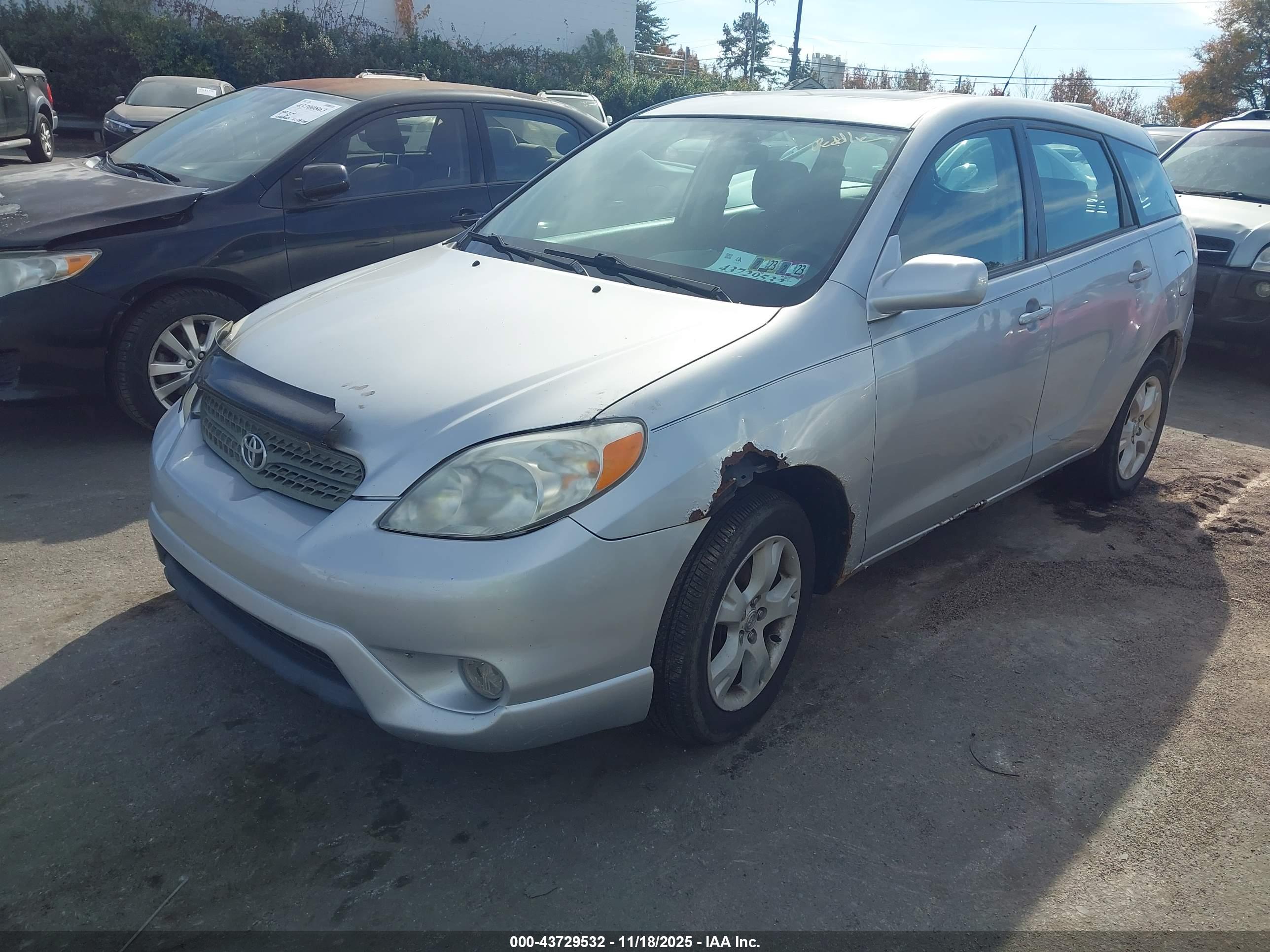 TOYOTA MATRIX image 2