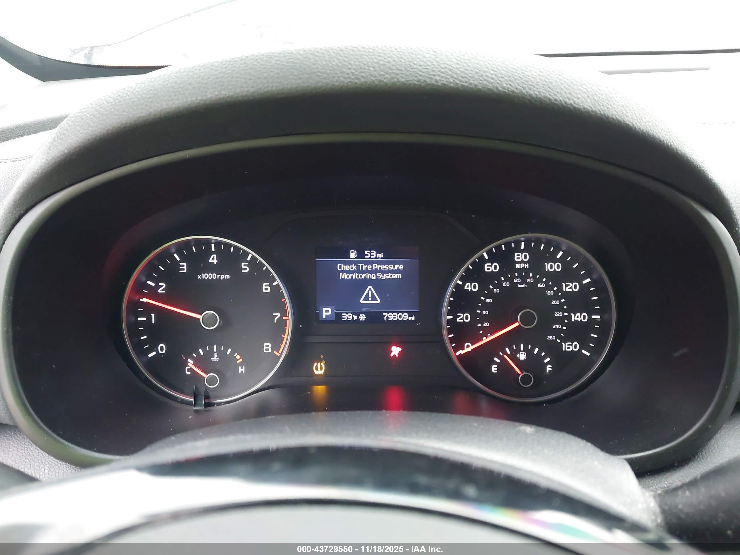 KIA SPORTAGE image 7
