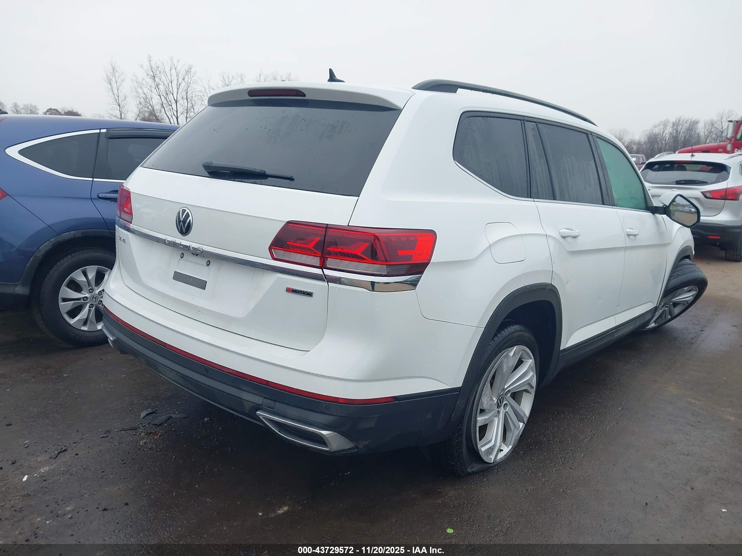 VOLKSWAGEN ATLAS image 4