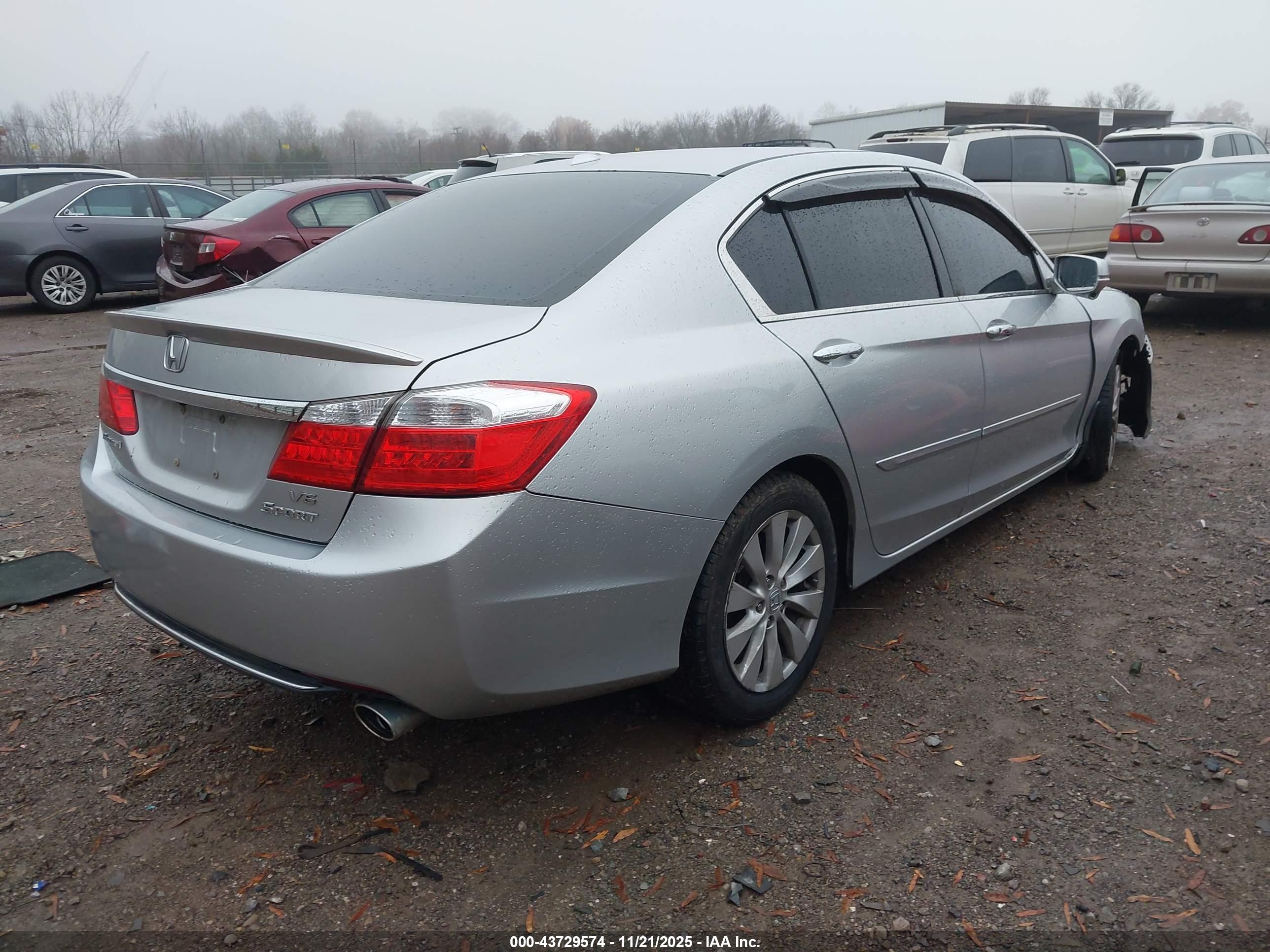 HONDA ACCORD image 4