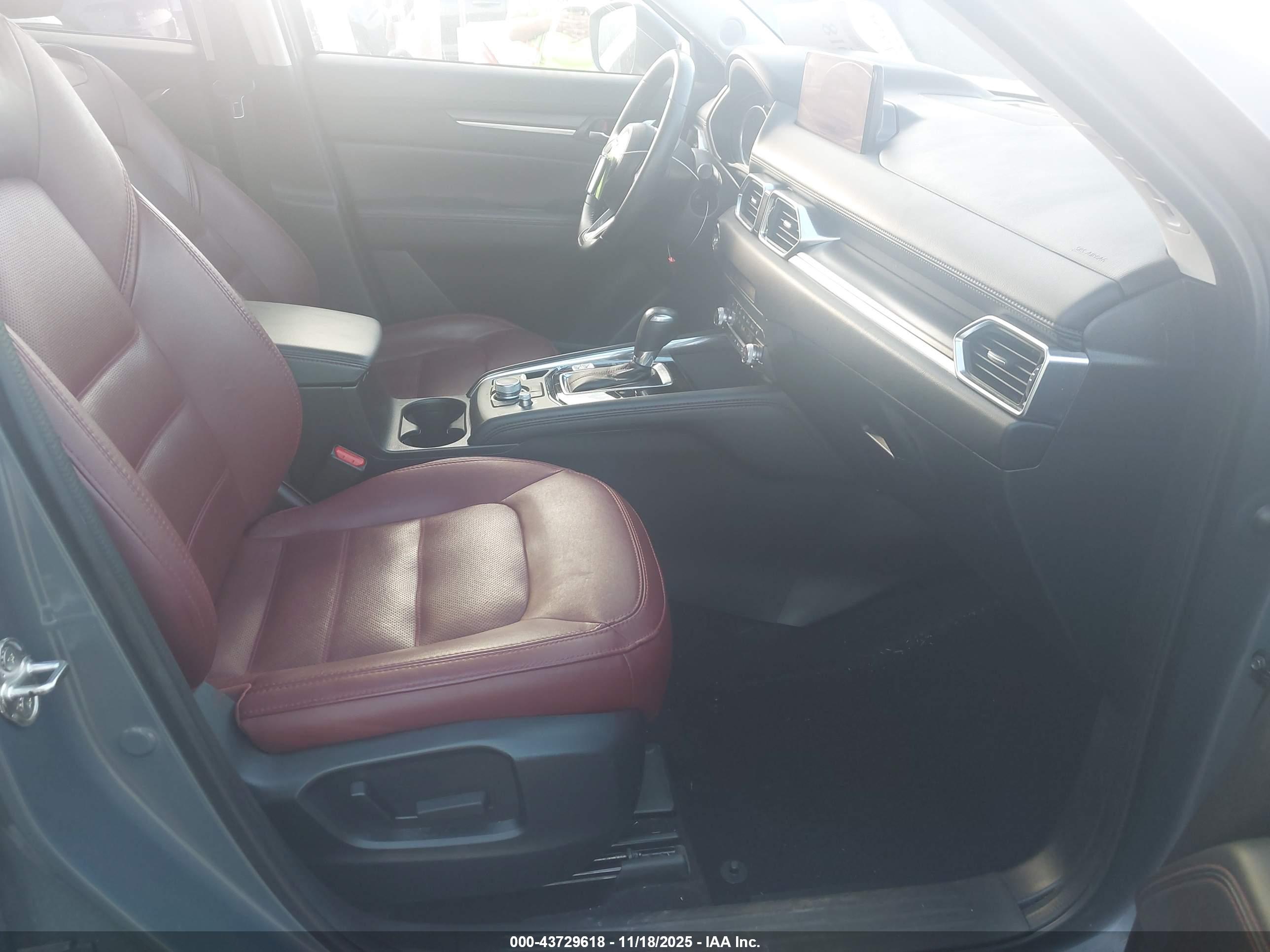 MAZDA CX-5 image 5