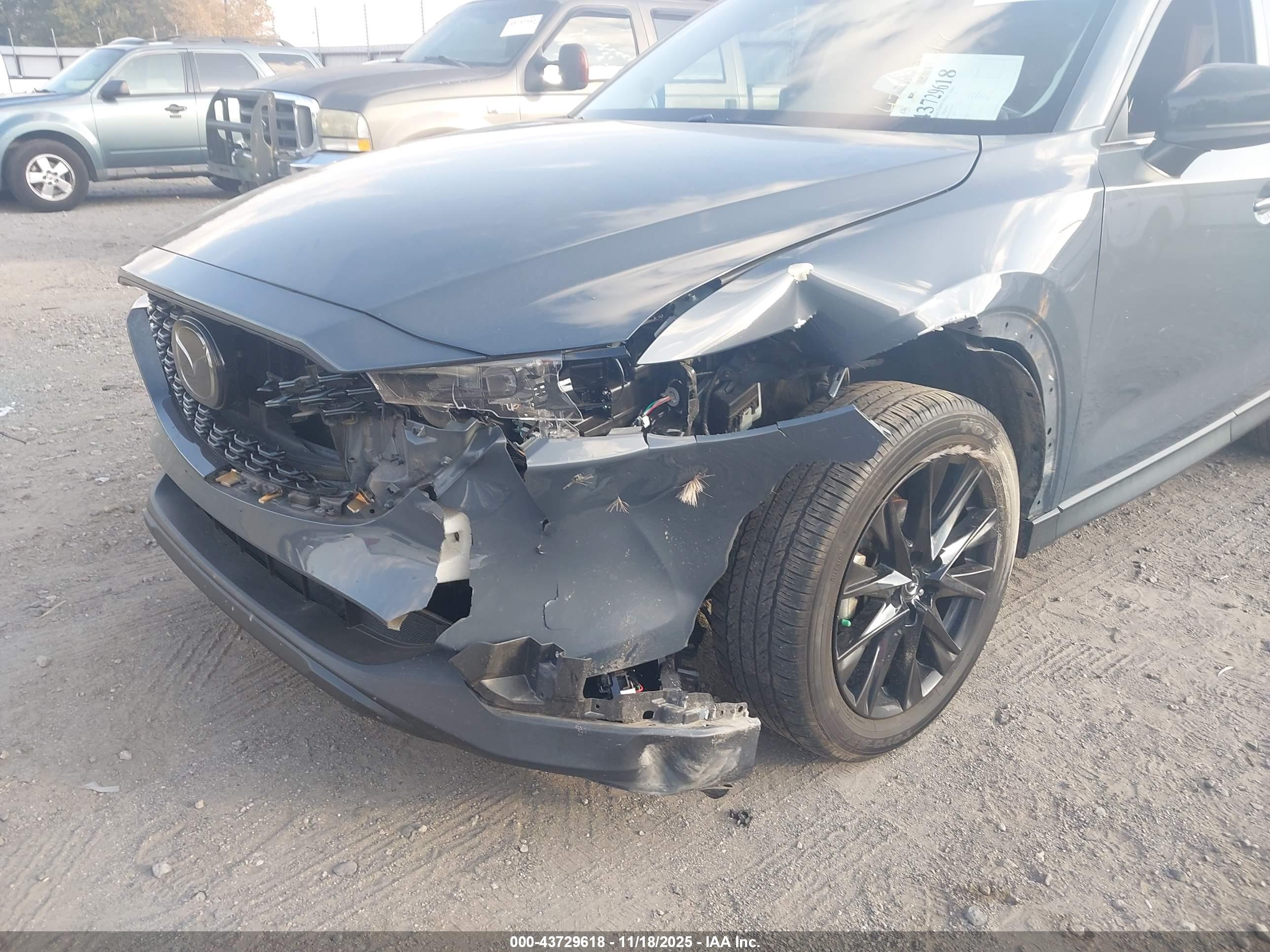 MAZDA CX-5 image 6