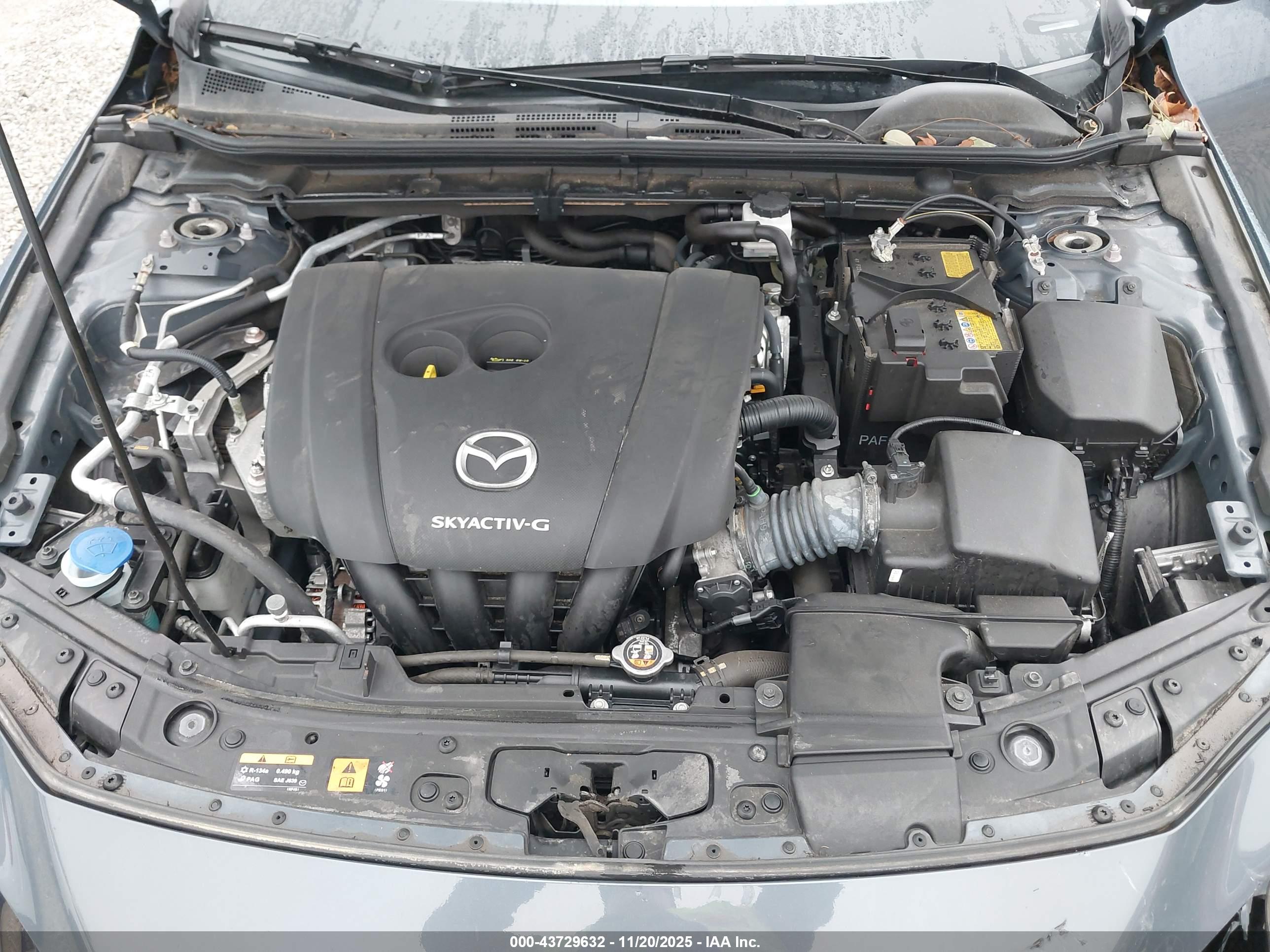 MAZDA MAZDA3 image 10