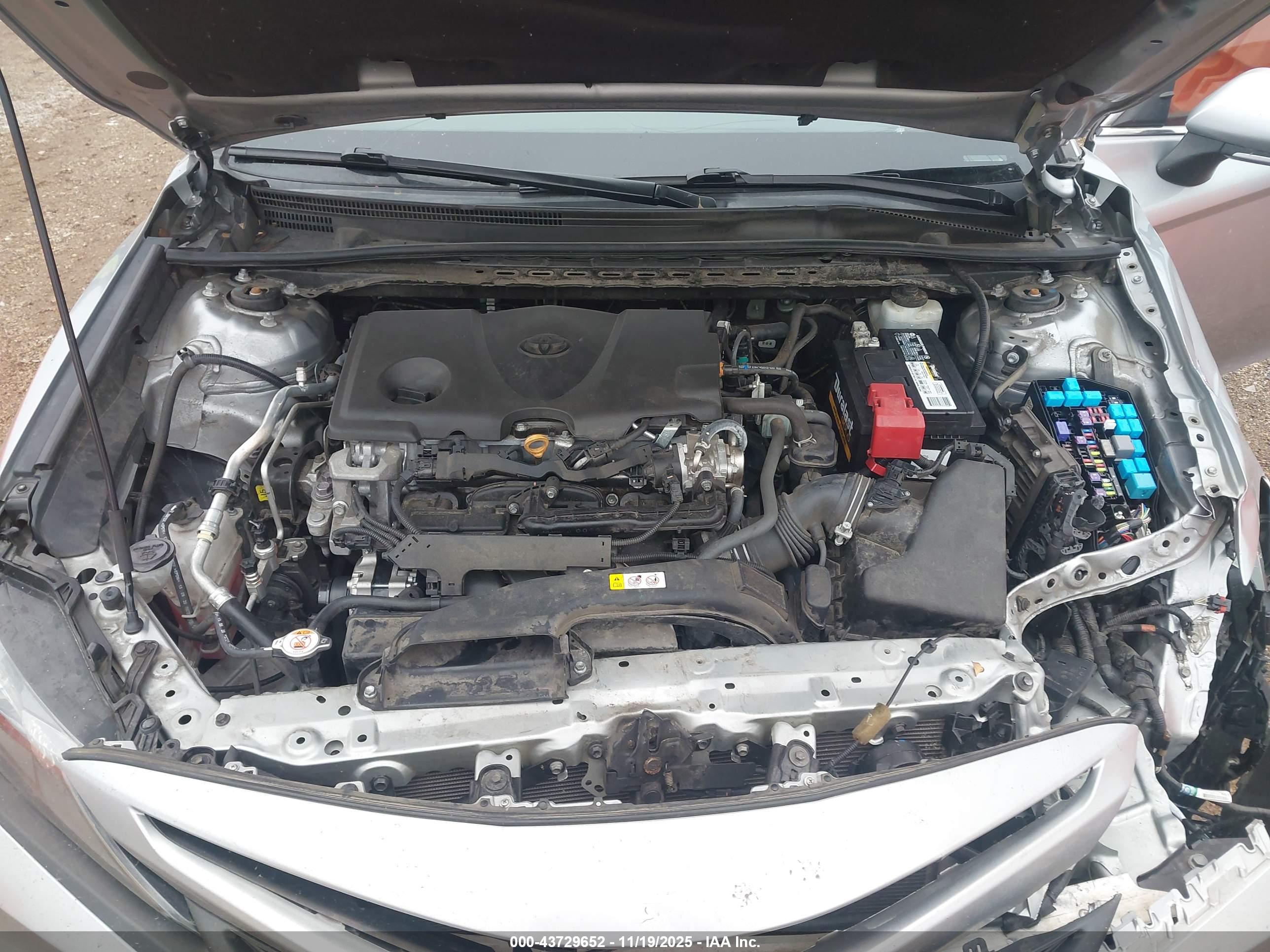TOYOTA CAMRY image 10