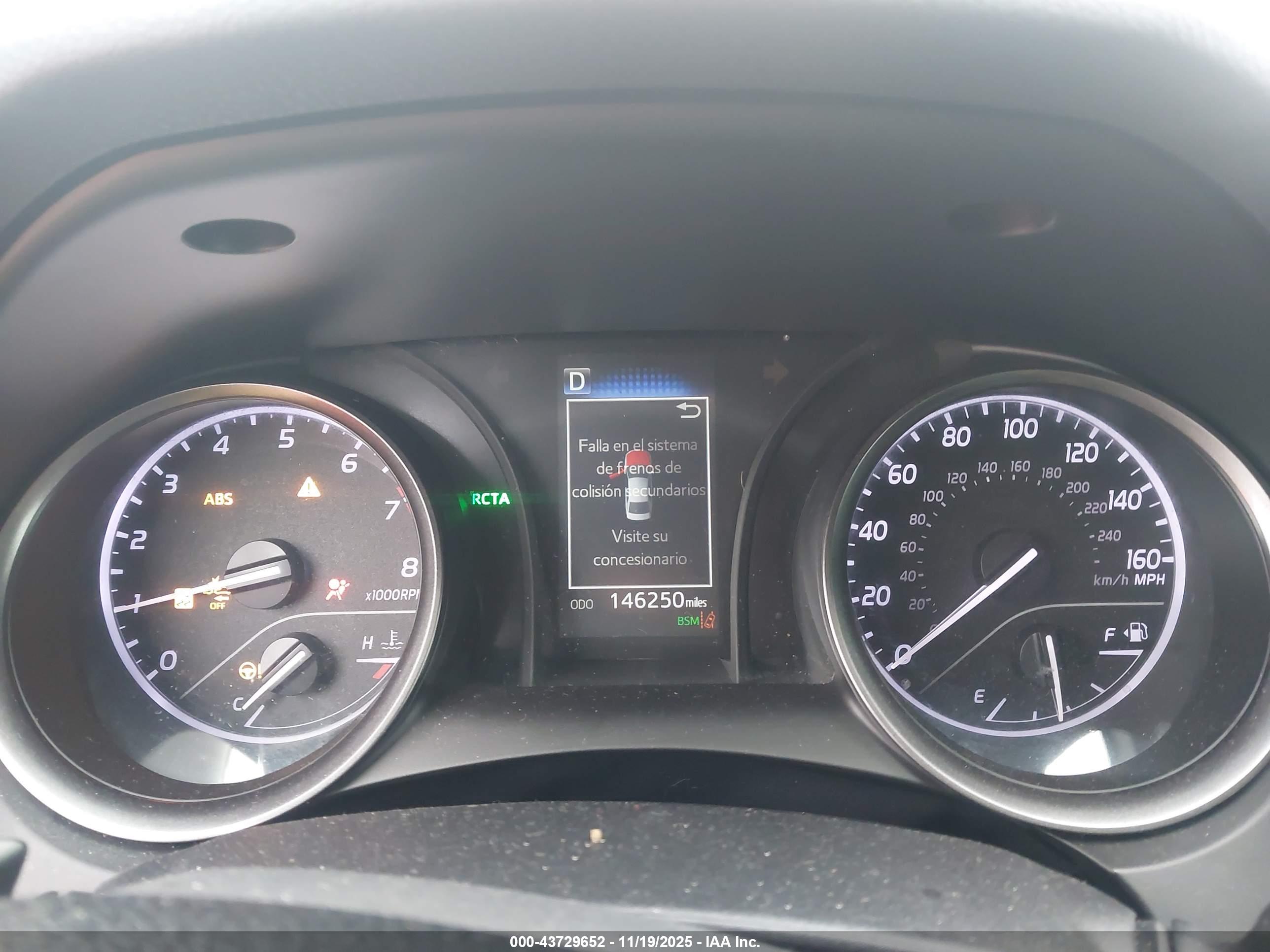 TOYOTA CAMRY image 7