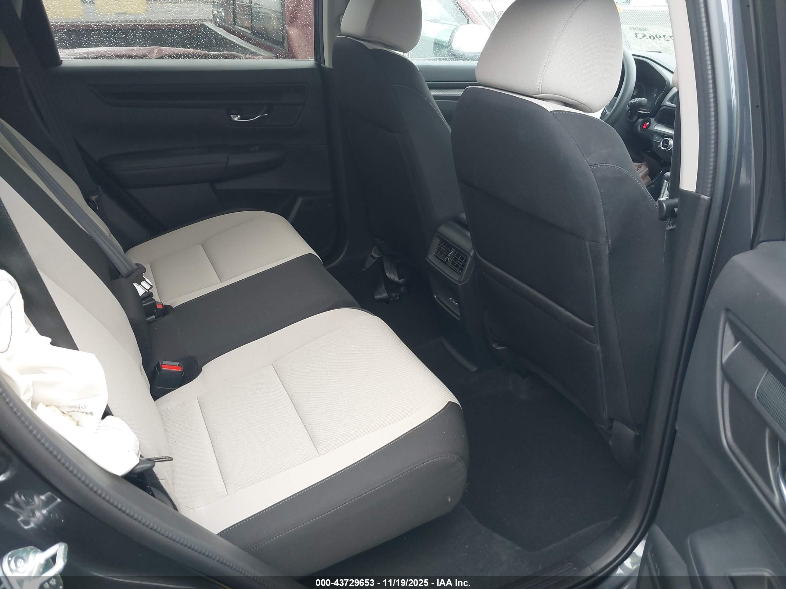 HONDA CR-V image 8