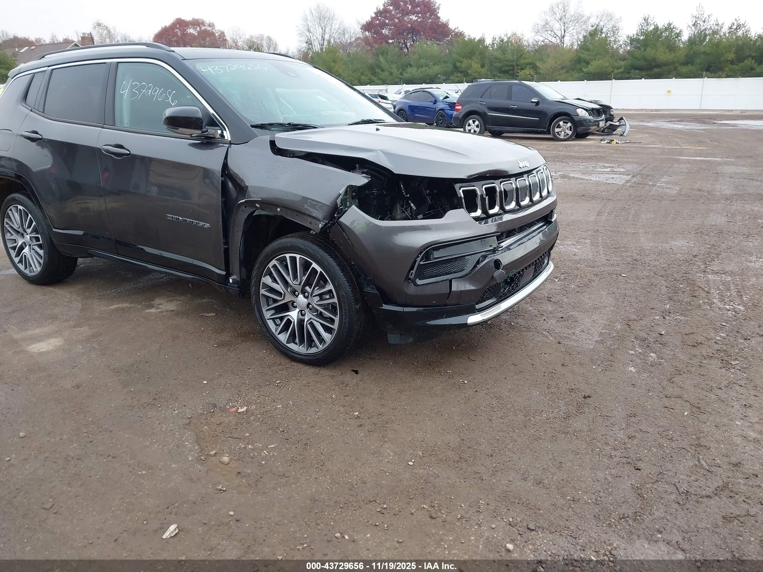 JEEP COMPASS image 6