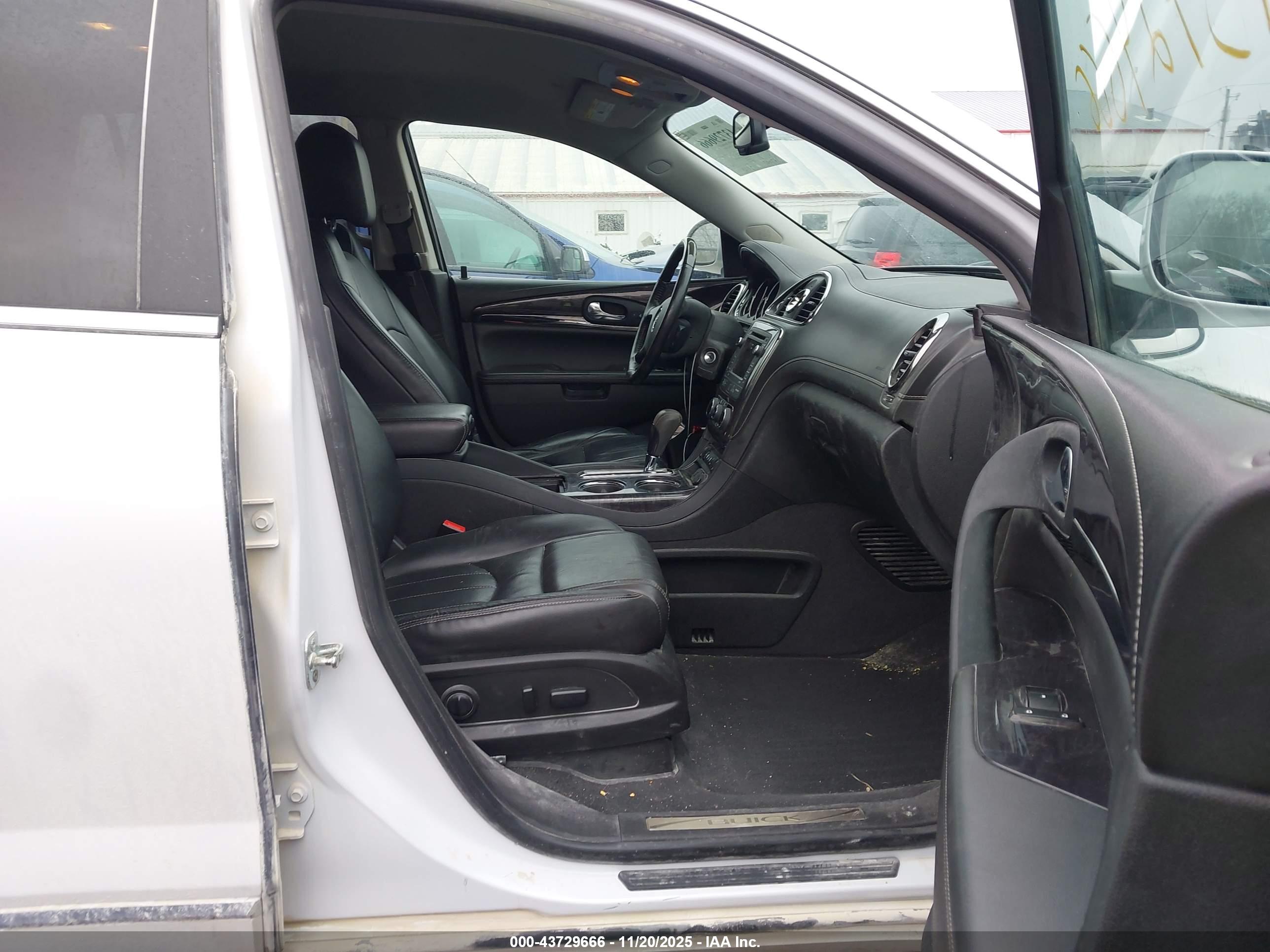 BUICK ENCLAVE image 5
