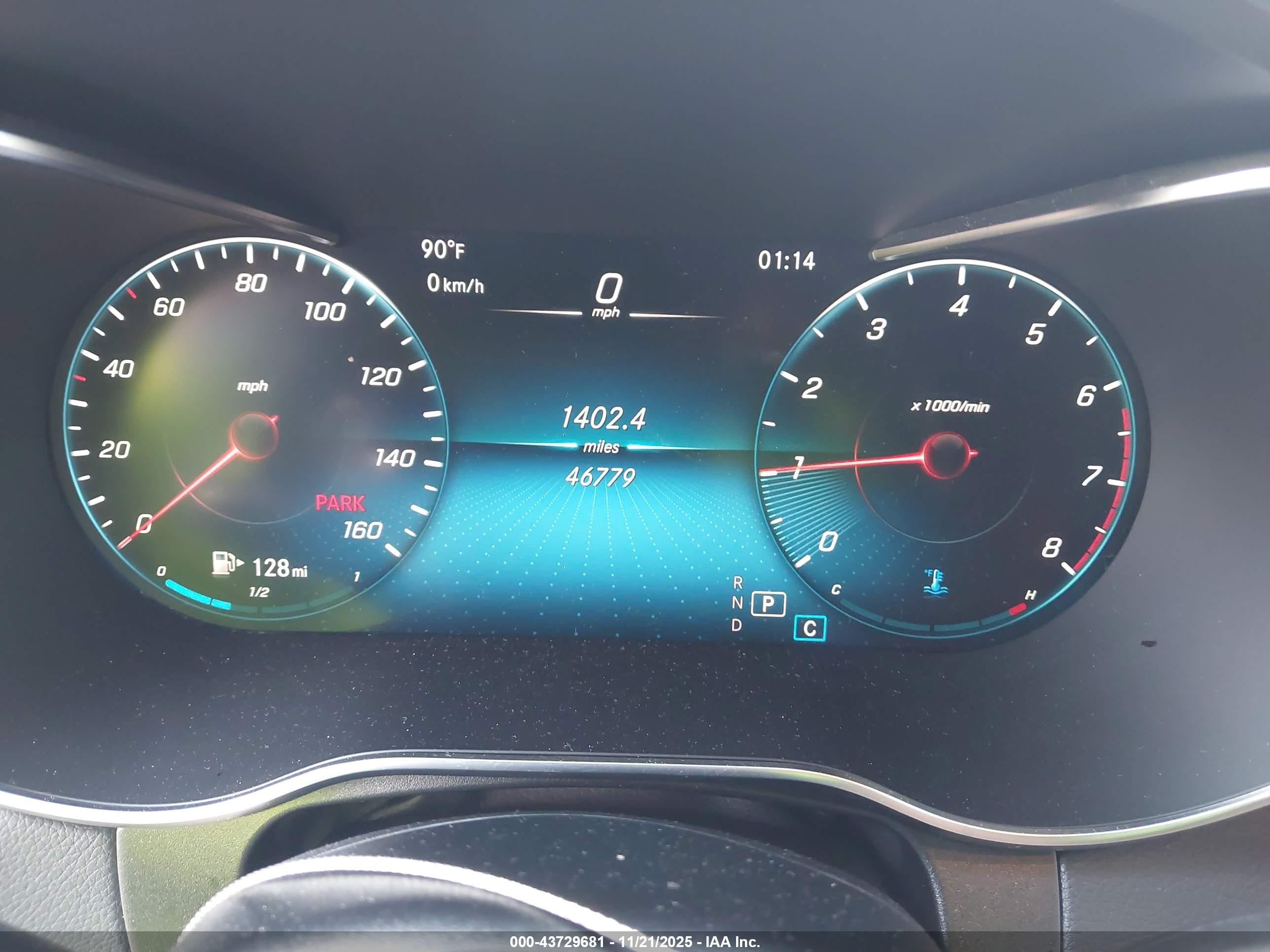 MERCEDES-BENZ GLC image 7