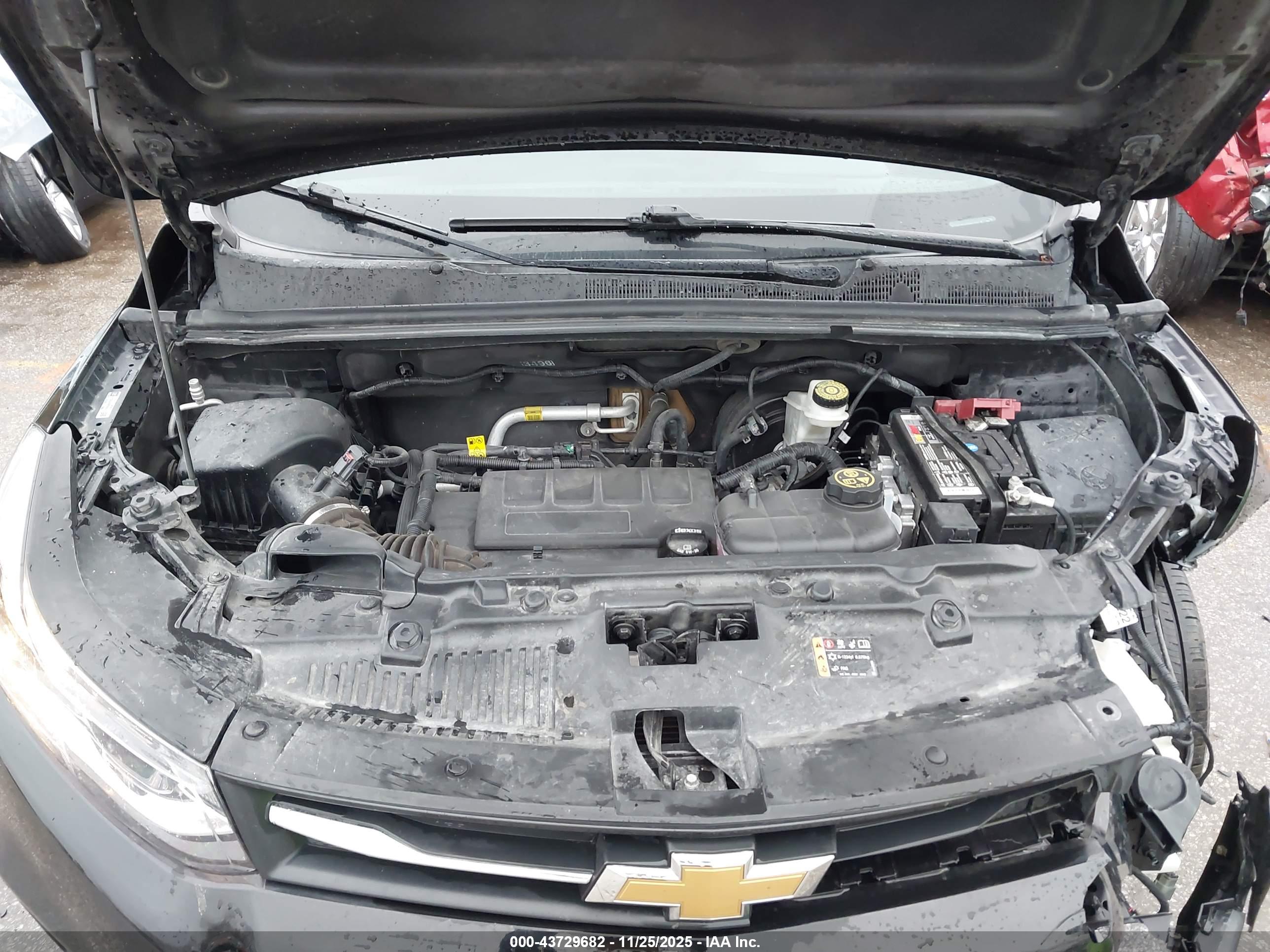 CHEVROLET TRAX image 10