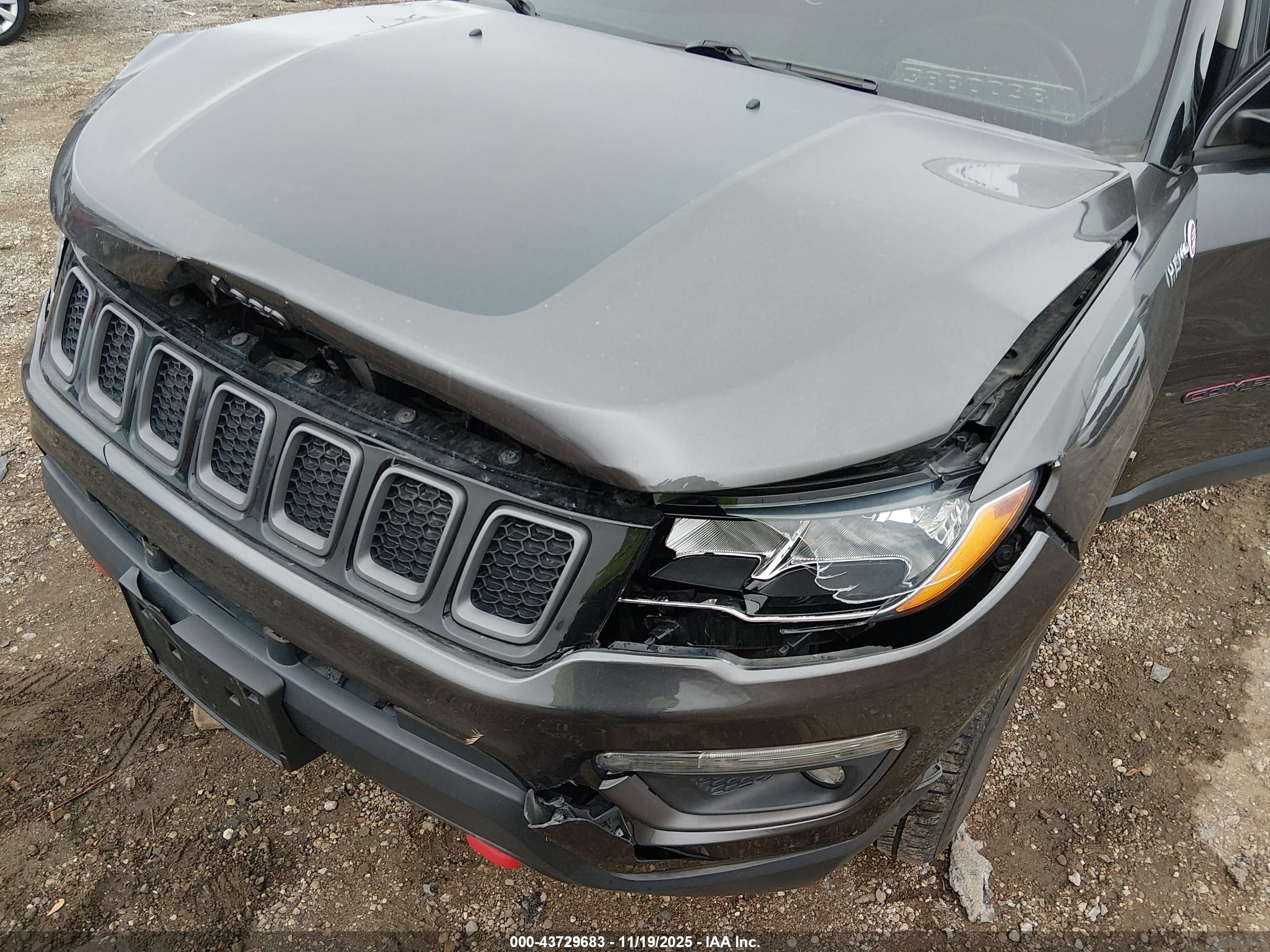 JEEP COMPASS image 10