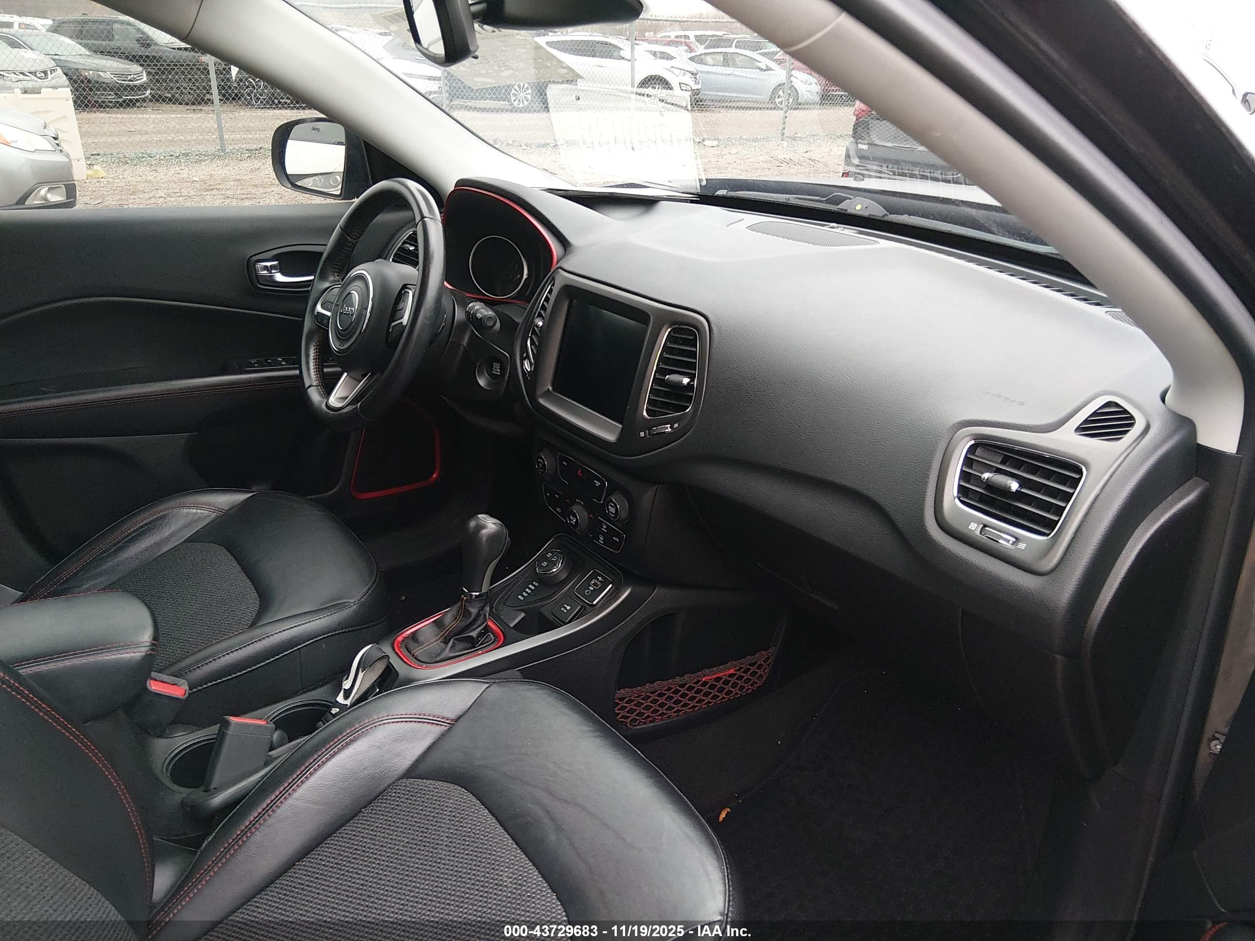 JEEP COMPASS image 5