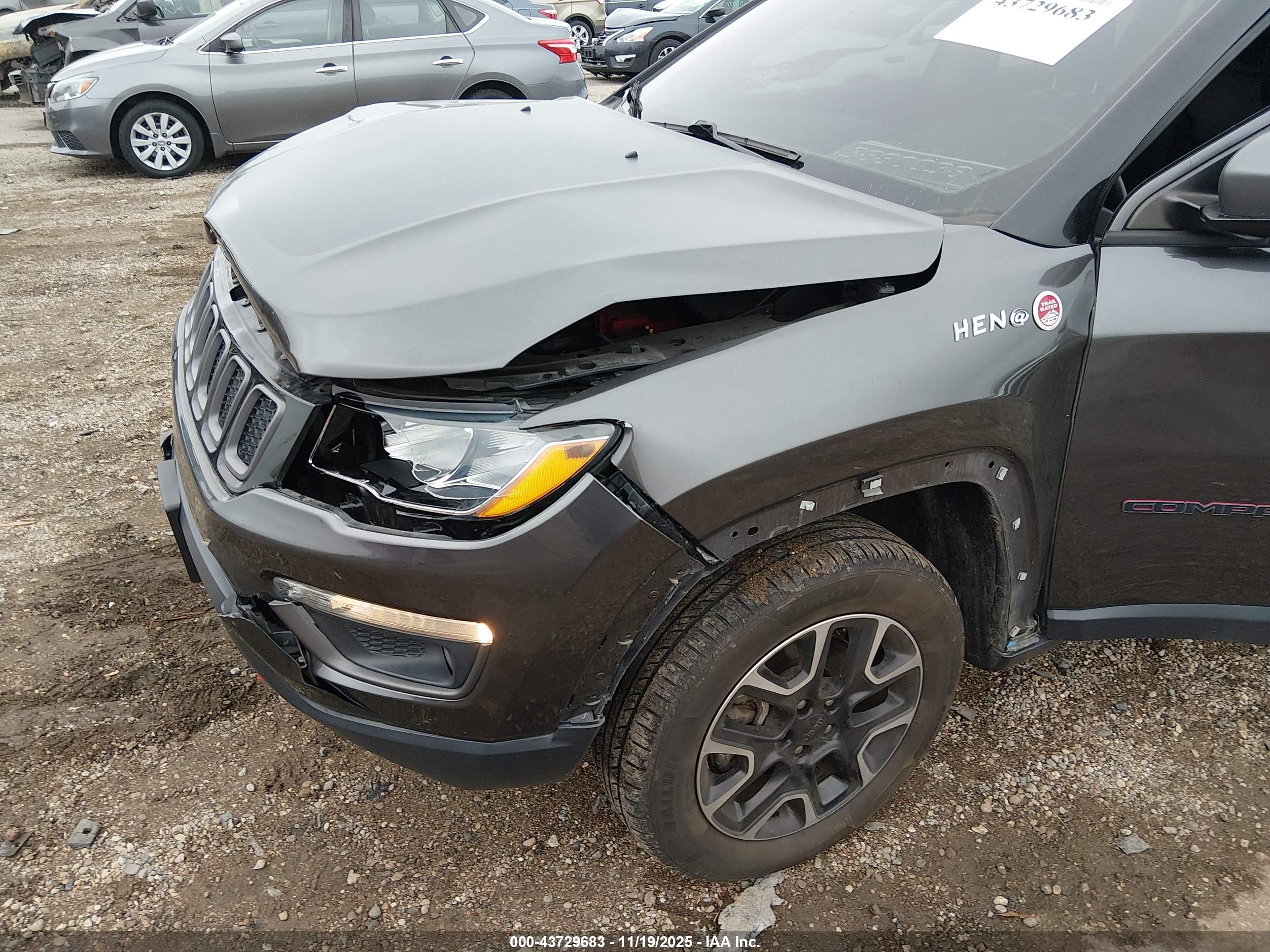 JEEP COMPASS image 6