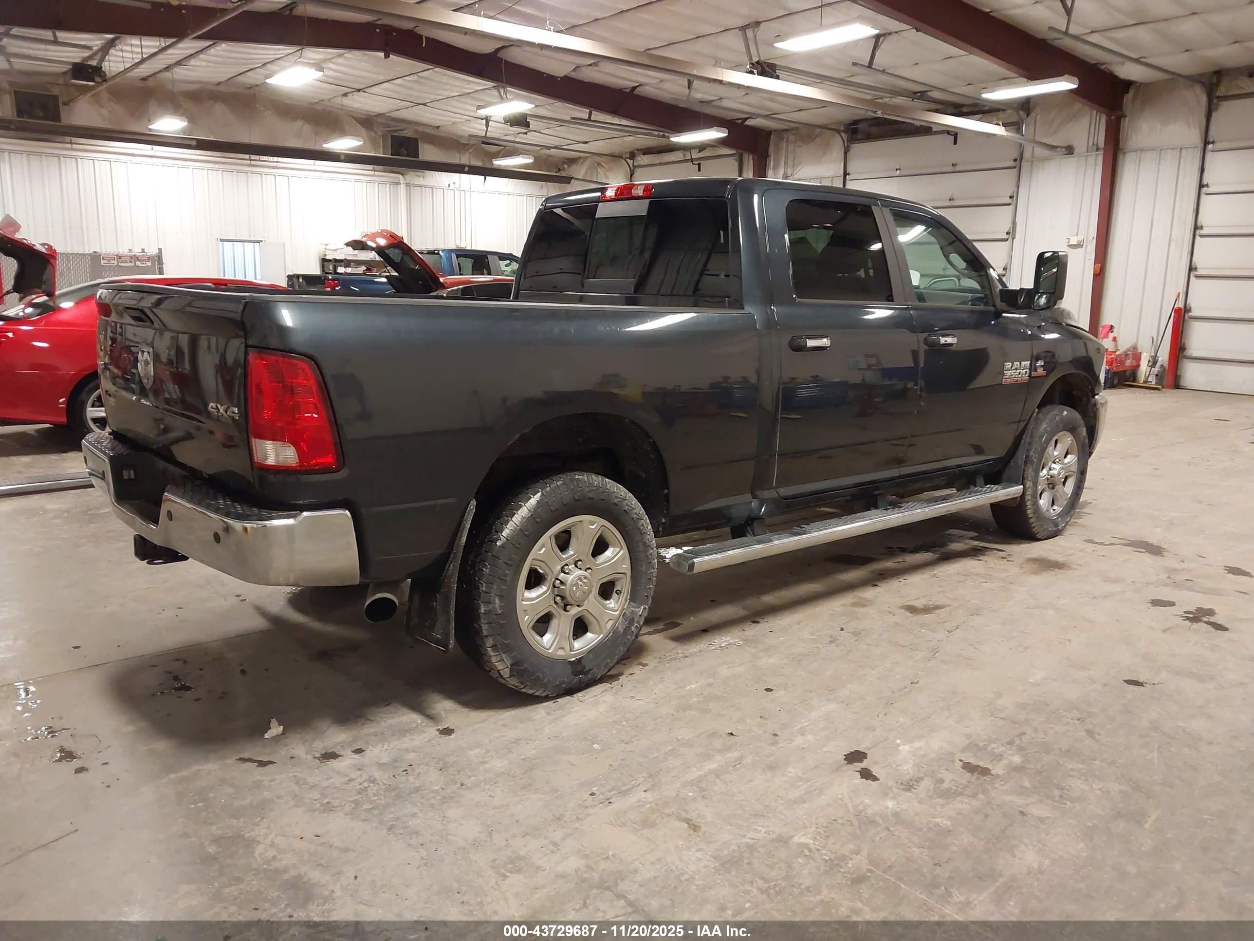 RAM 3500 image 4