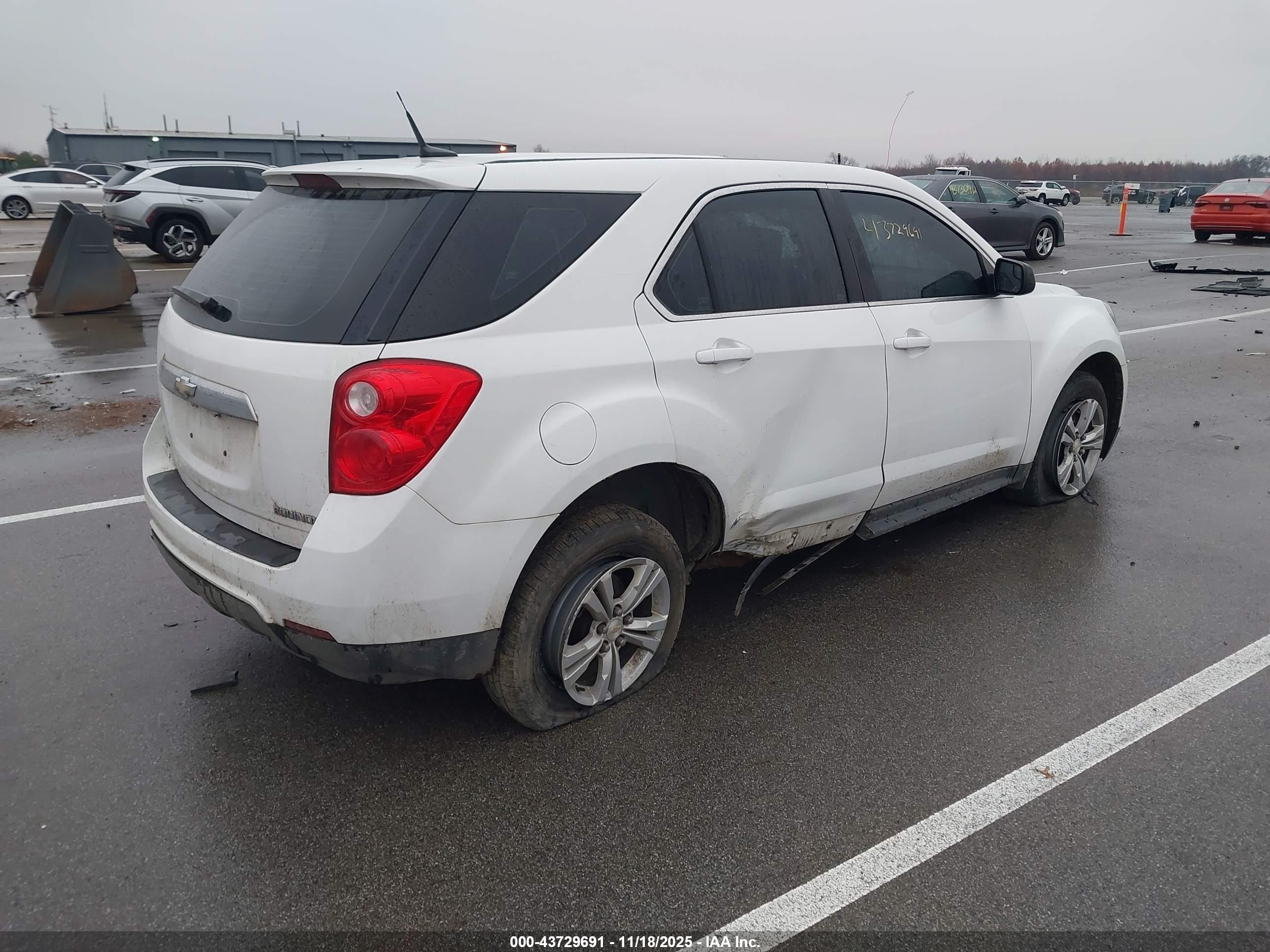 CHEVROLET EQUINOX image 4