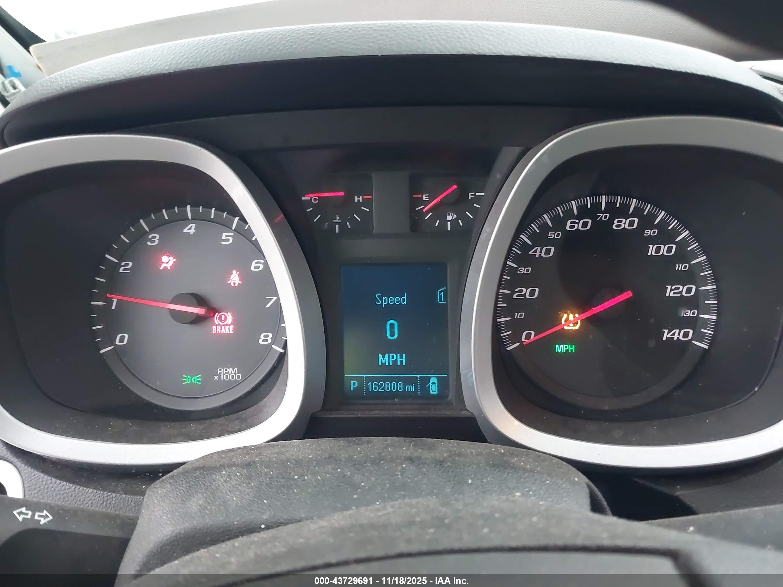 CHEVROLET EQUINOX image 7