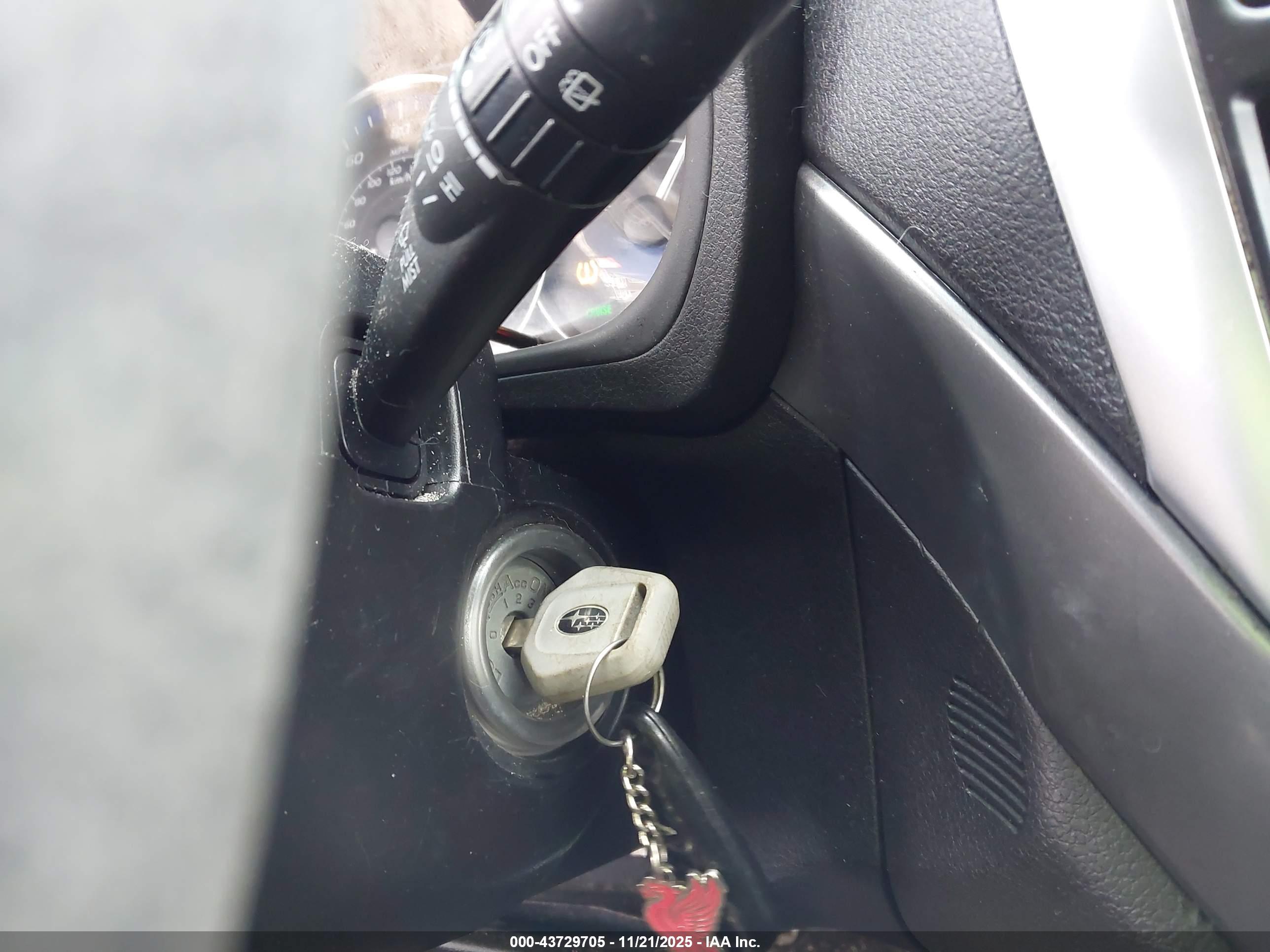 SUBARU FORESTER image 11