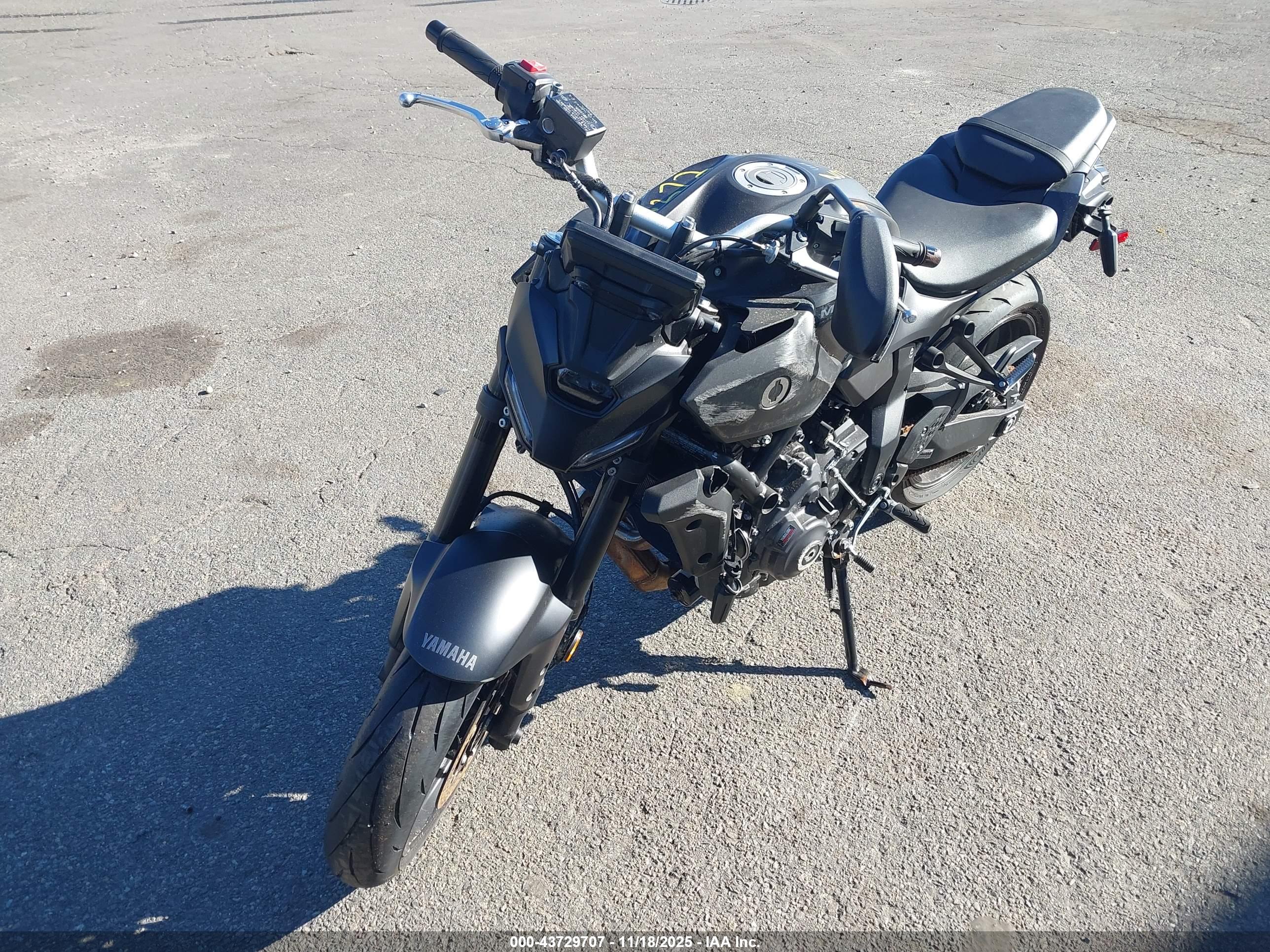 YAMAHA MTN690 image 2