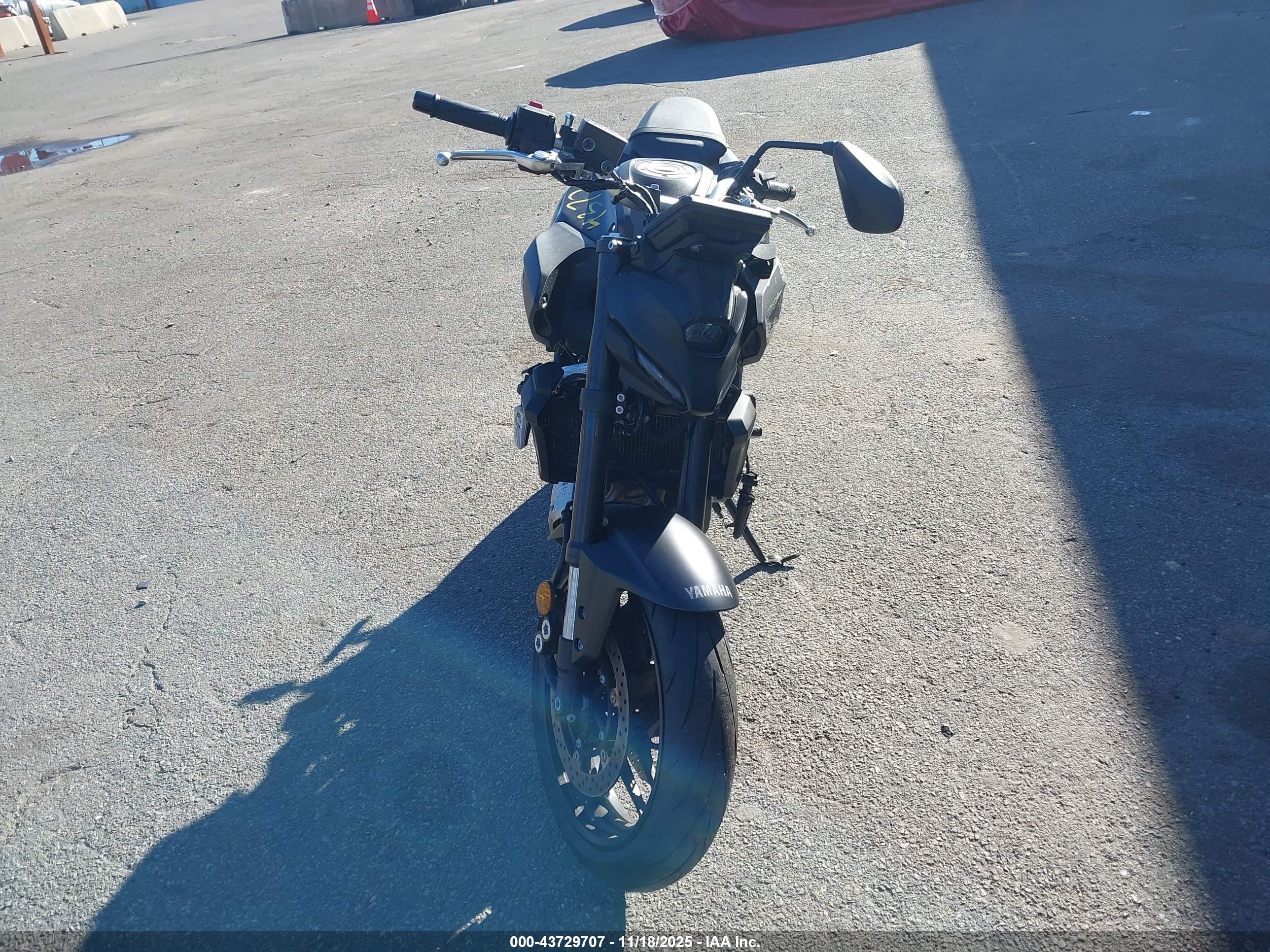YAMAHA MTN690 image 5