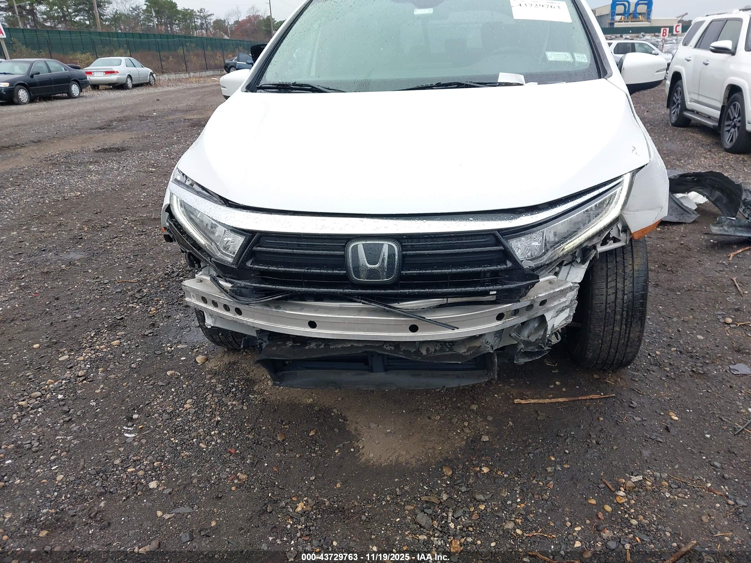 HONDA ODYSSEY image 6
