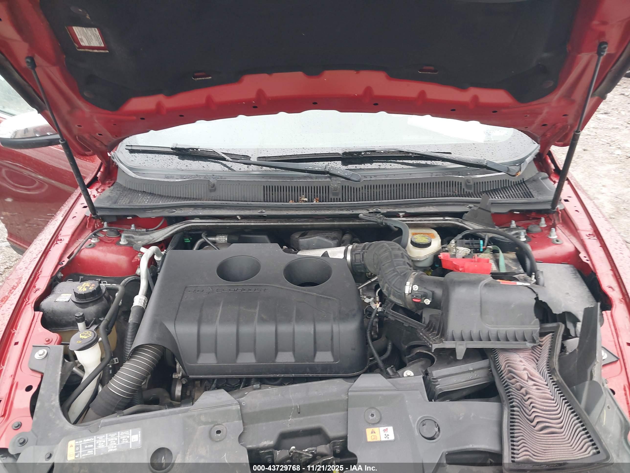 FORD TAURUS image 10