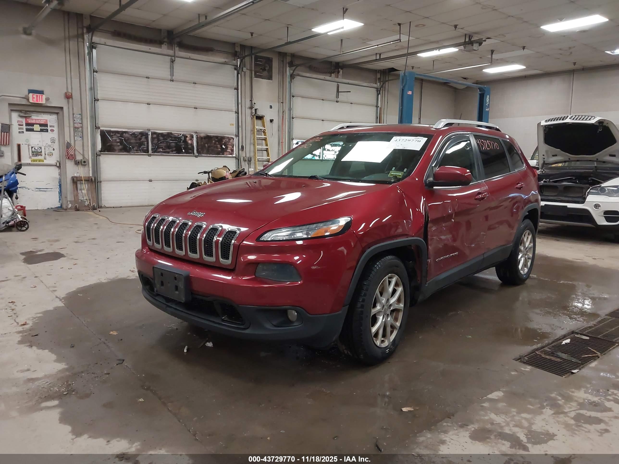 JEEP CHEROKEE image 2