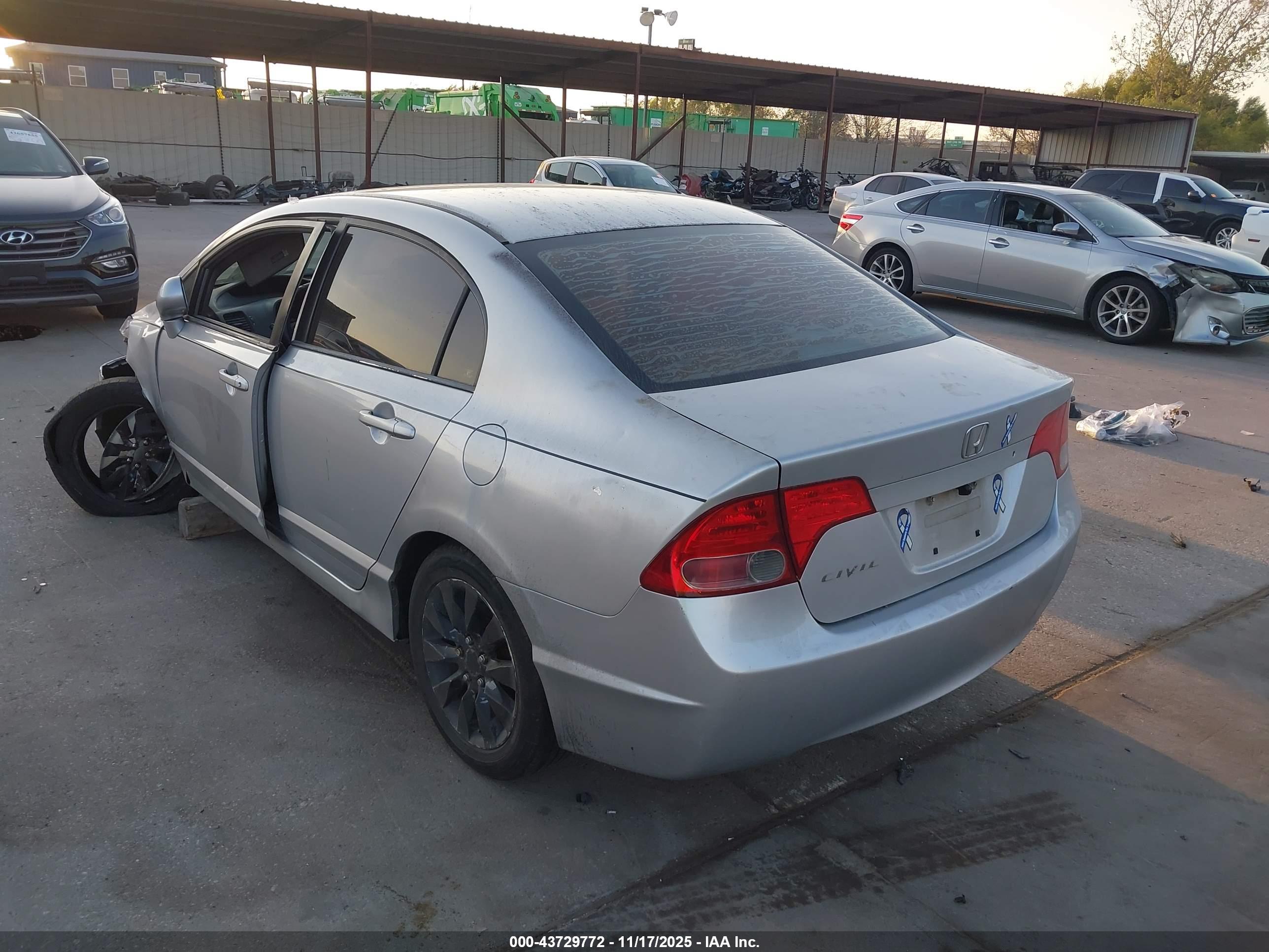 HONDA CIVIC image 3