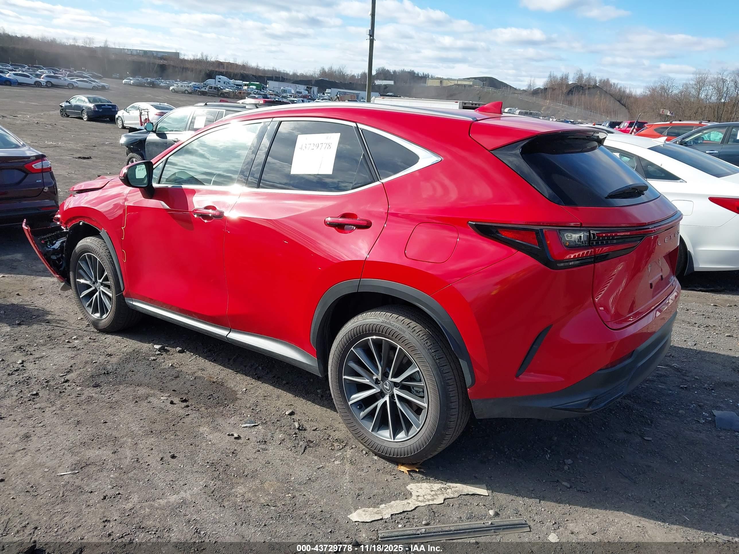 LEXUS NX image 3