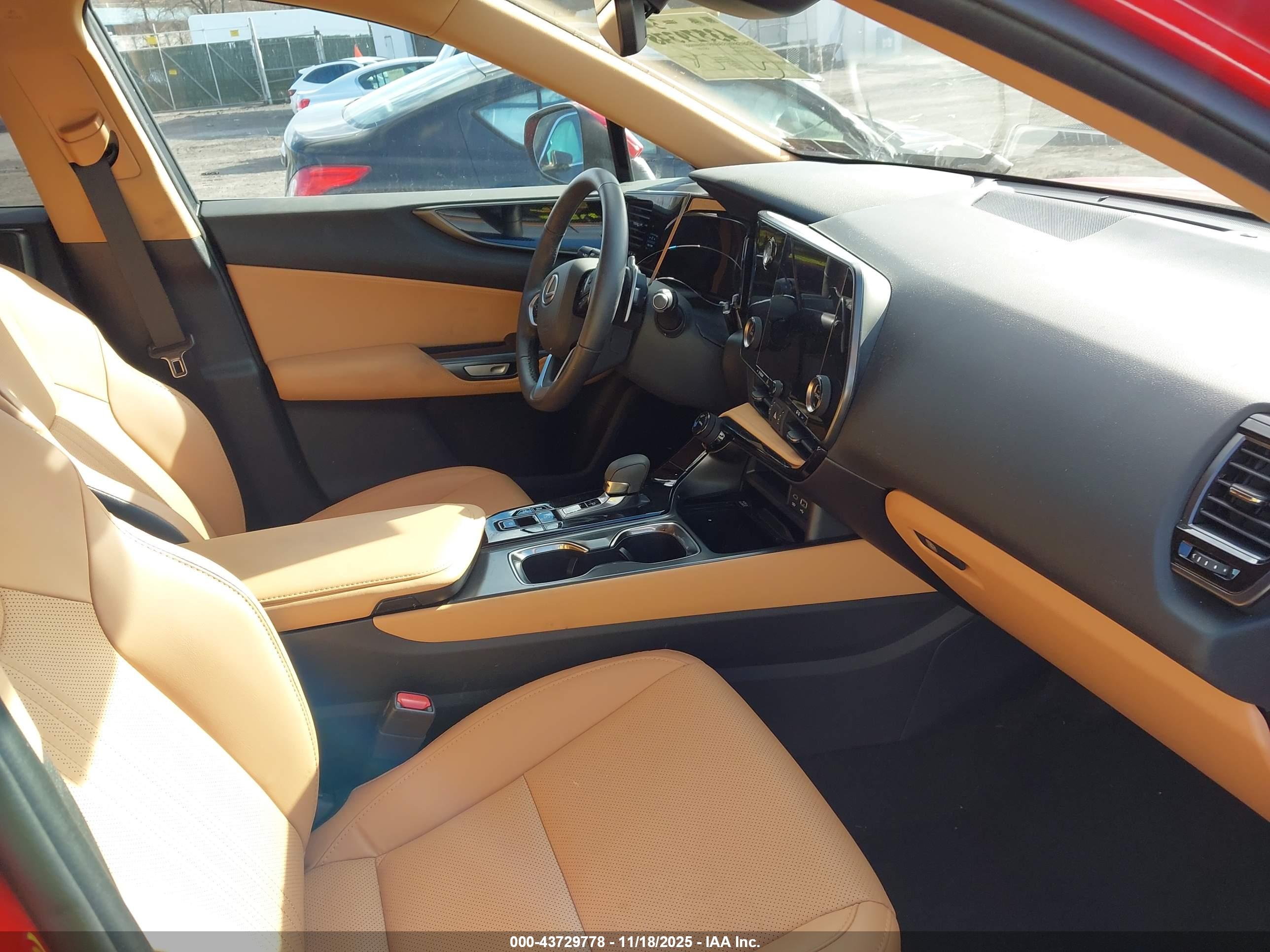 LEXUS NX image 5