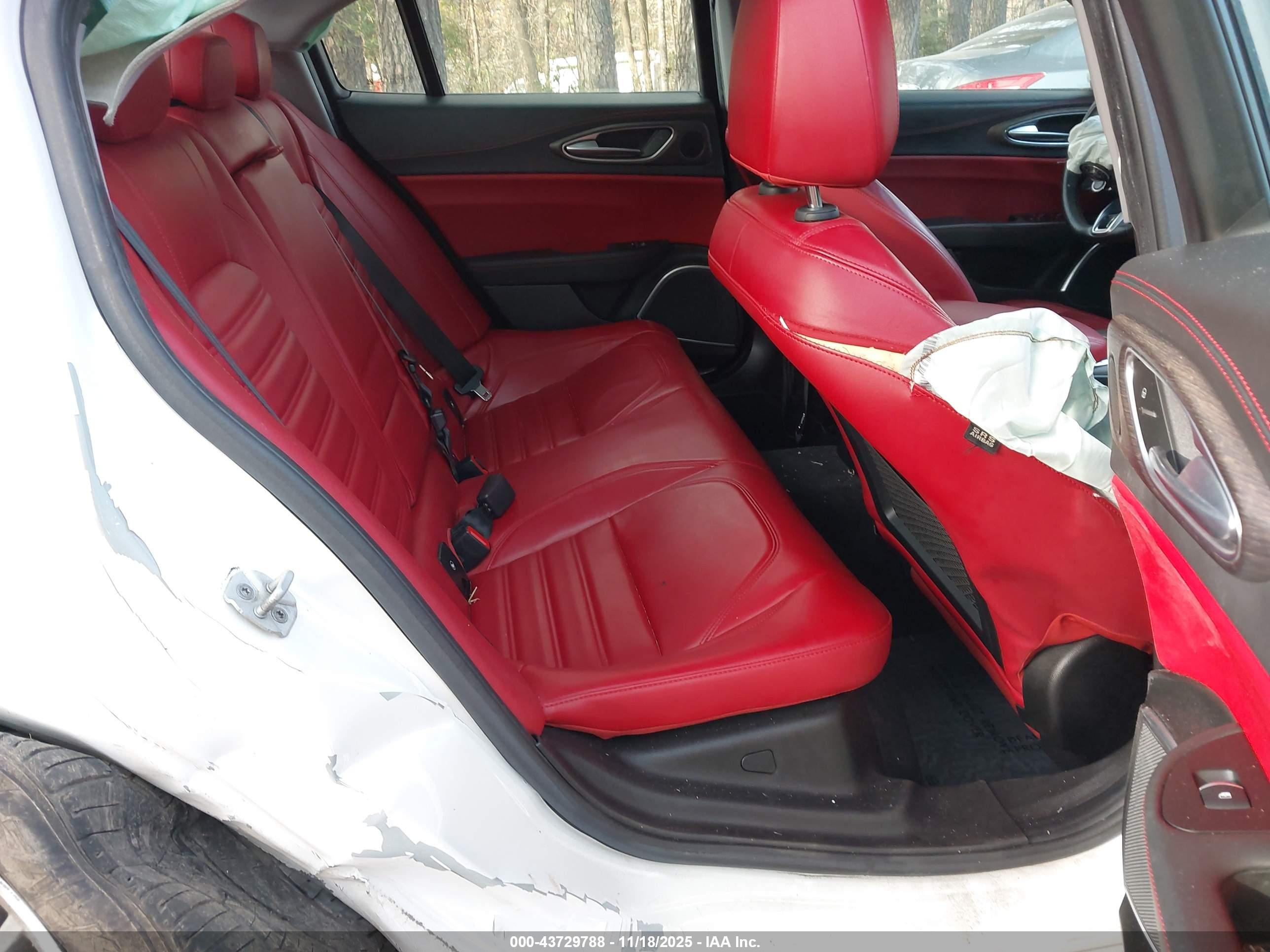 ALFA ROMEO image 8