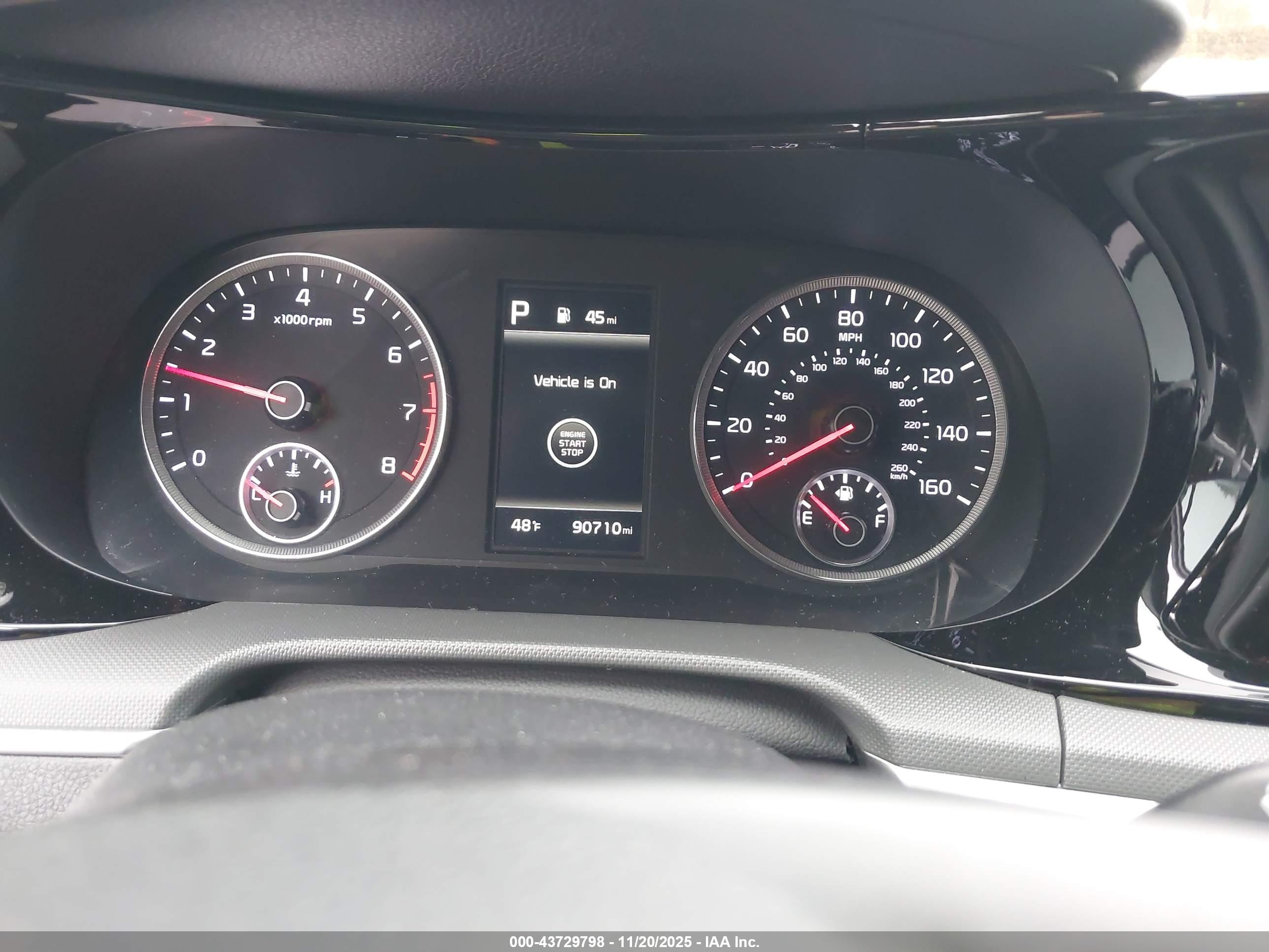 KIA K5 image 7