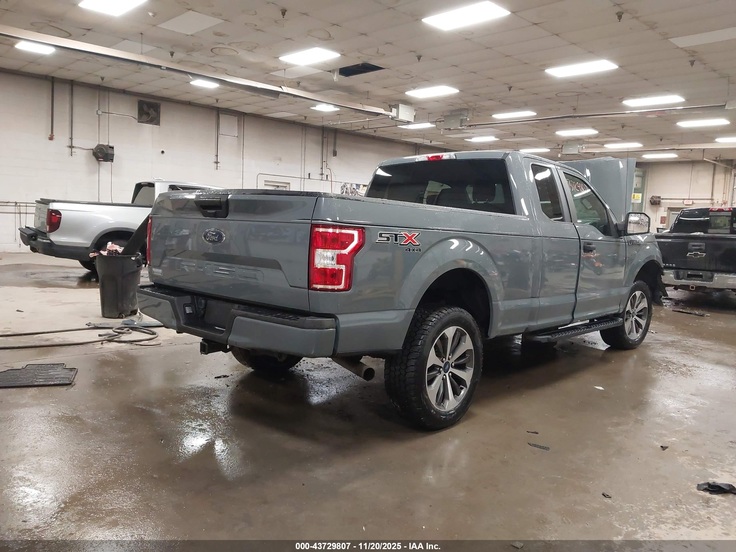 FORD F-150 image 4