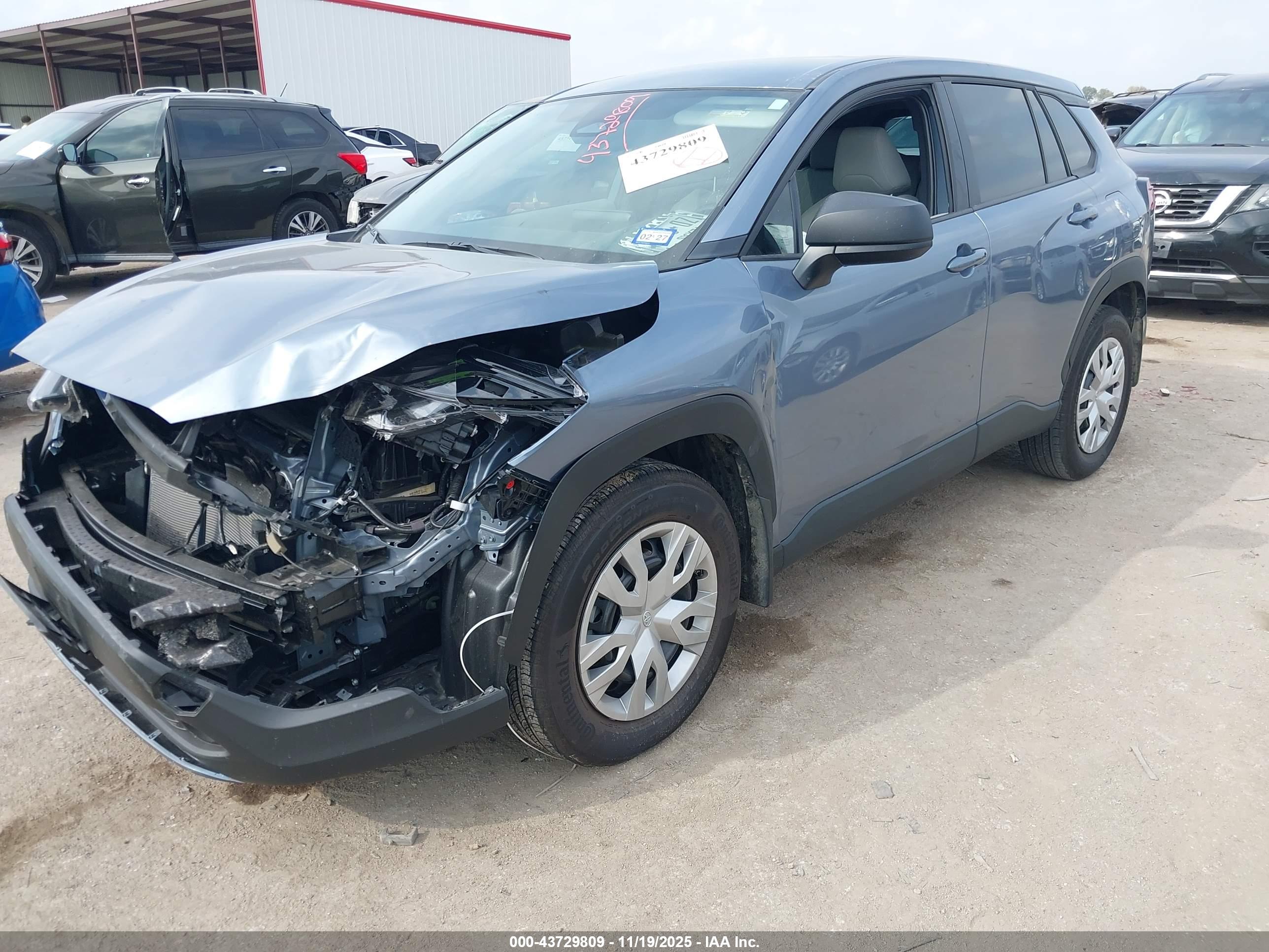 TOYOTA COROLLA image 2