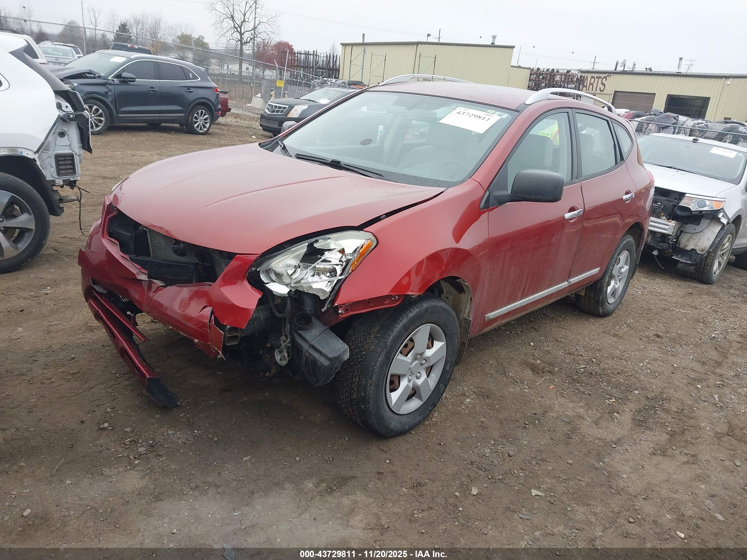 NISSAN ROGUE image 2