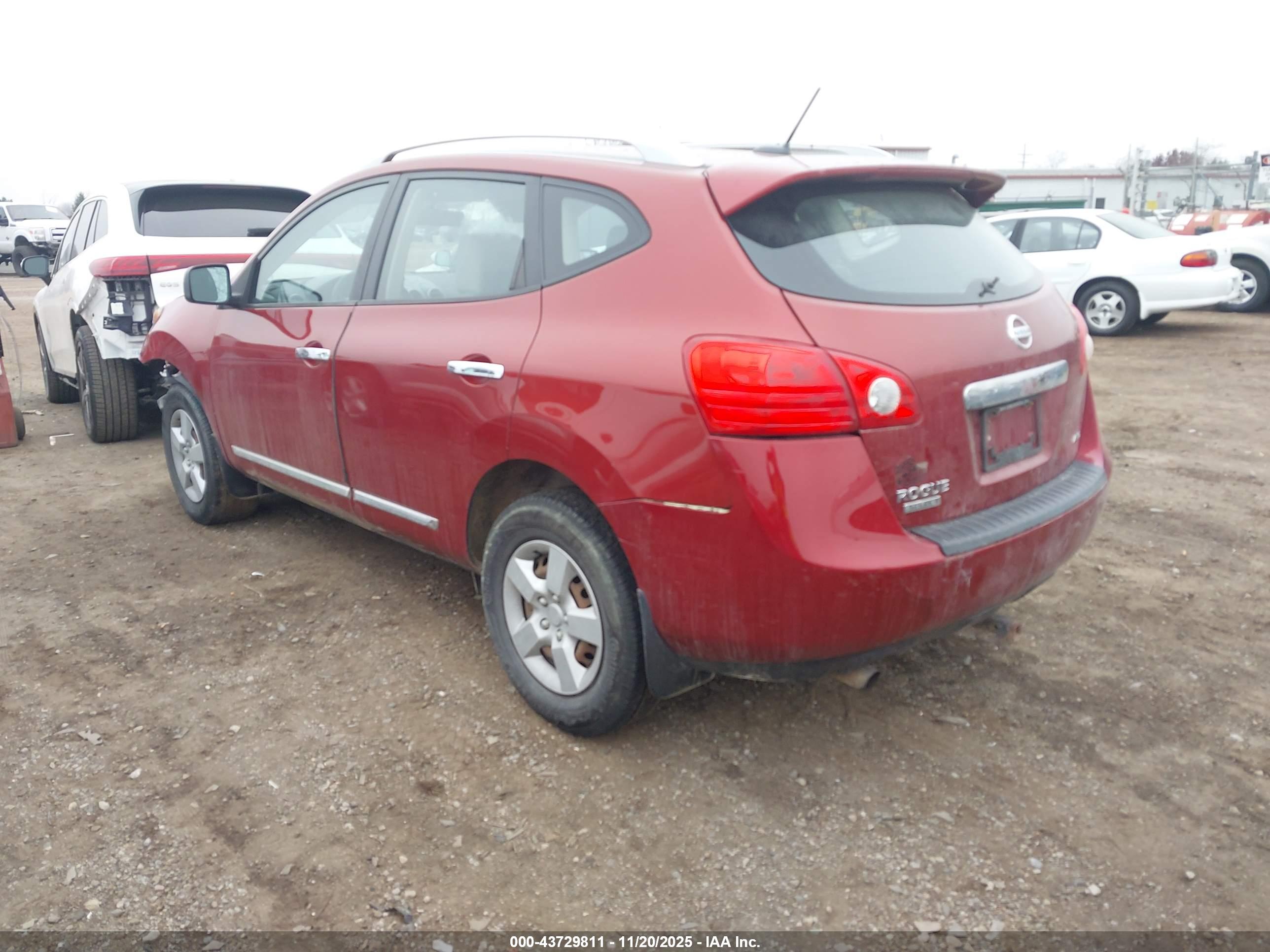 NISSAN ROGUE image 3