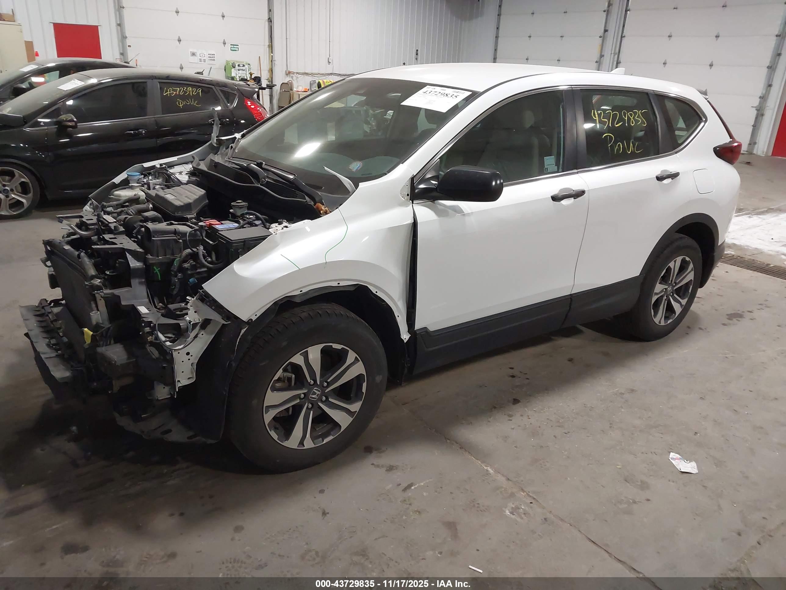 HONDA CR-V image 2