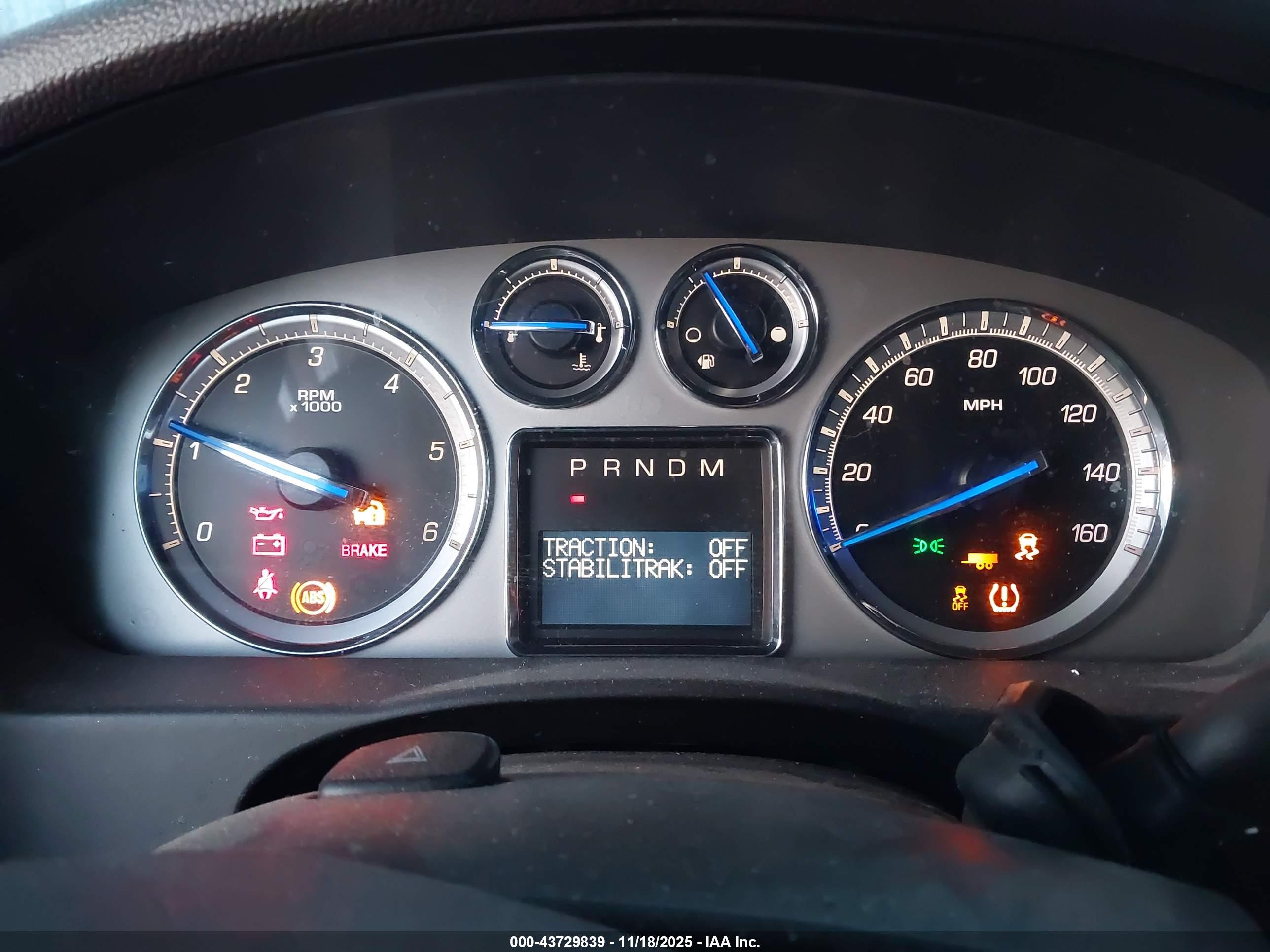 CADILLAC ESCALADE image 7