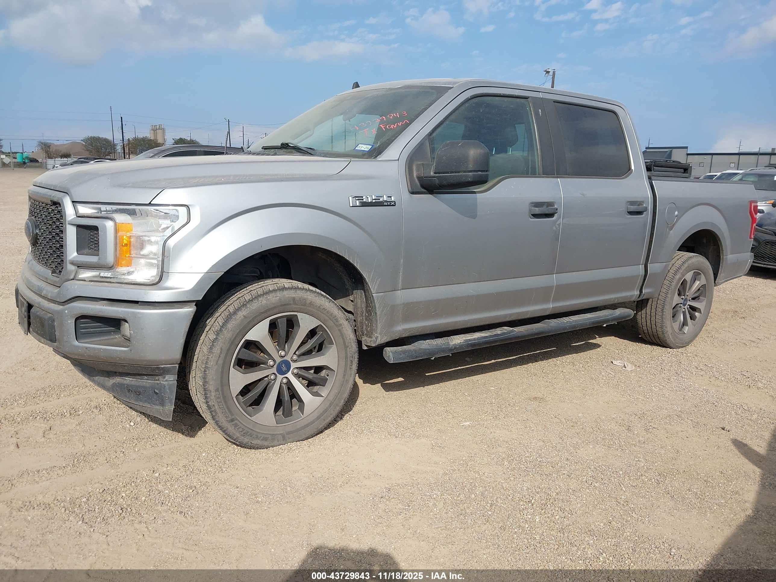 FORD F-150 image 2