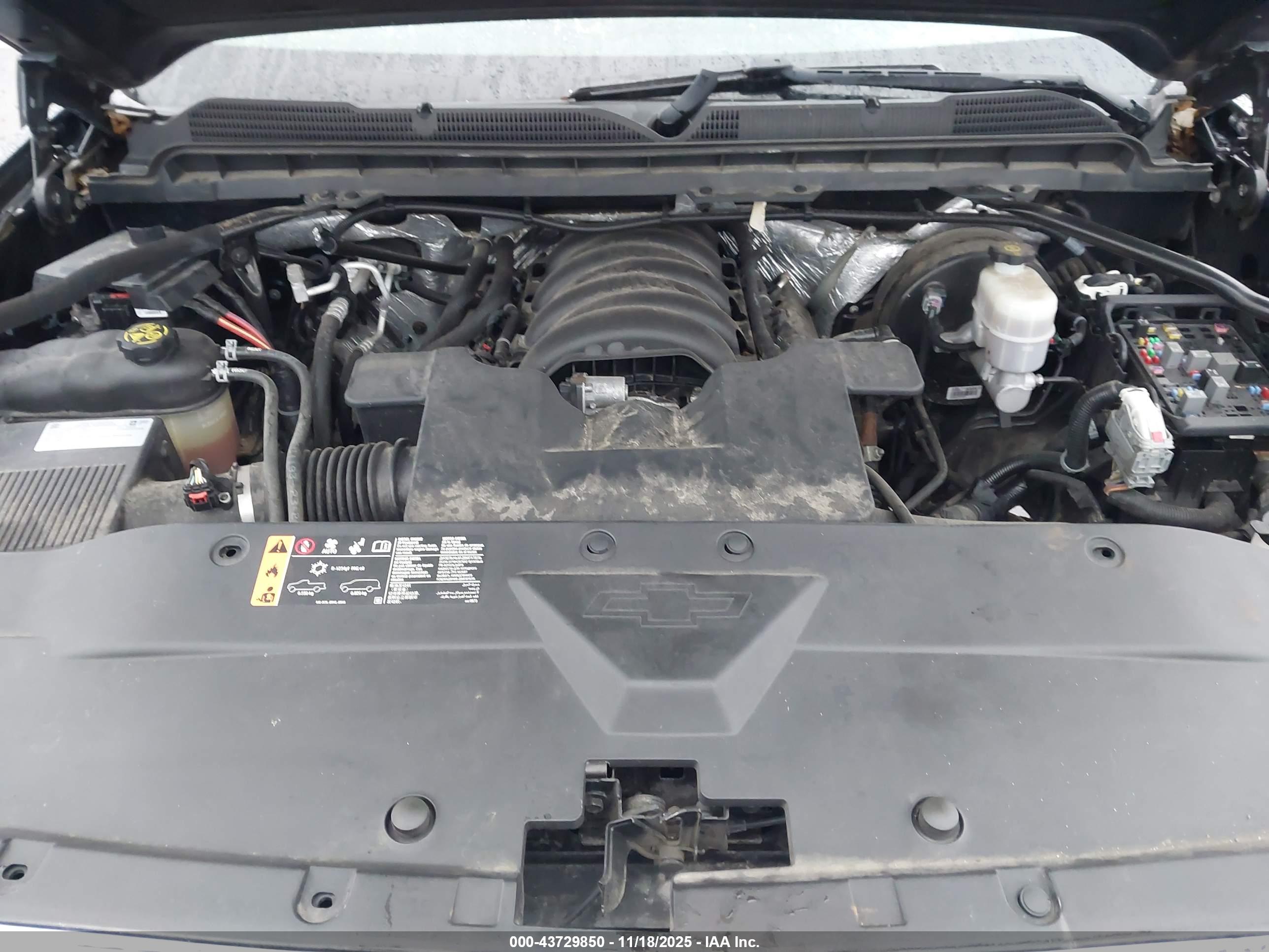 CHEVROLET SILVERADO image 10