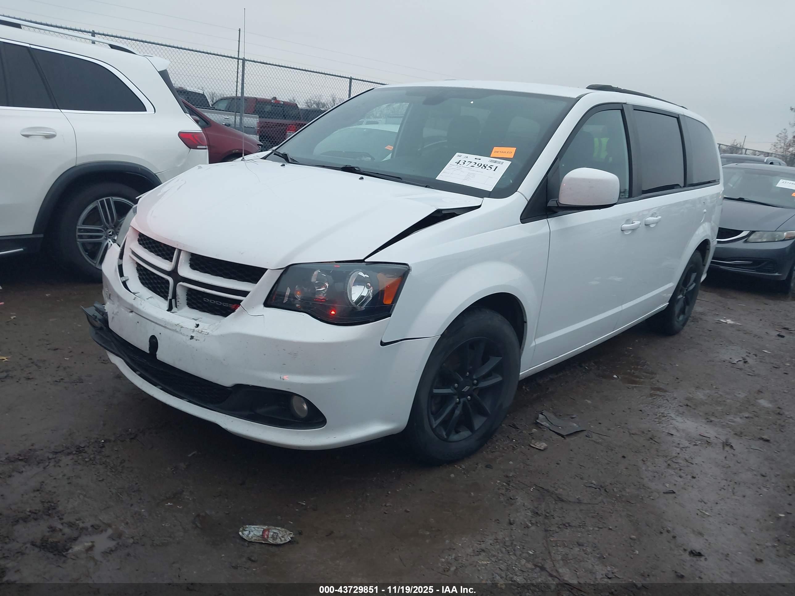 DODGE GRAND image 2