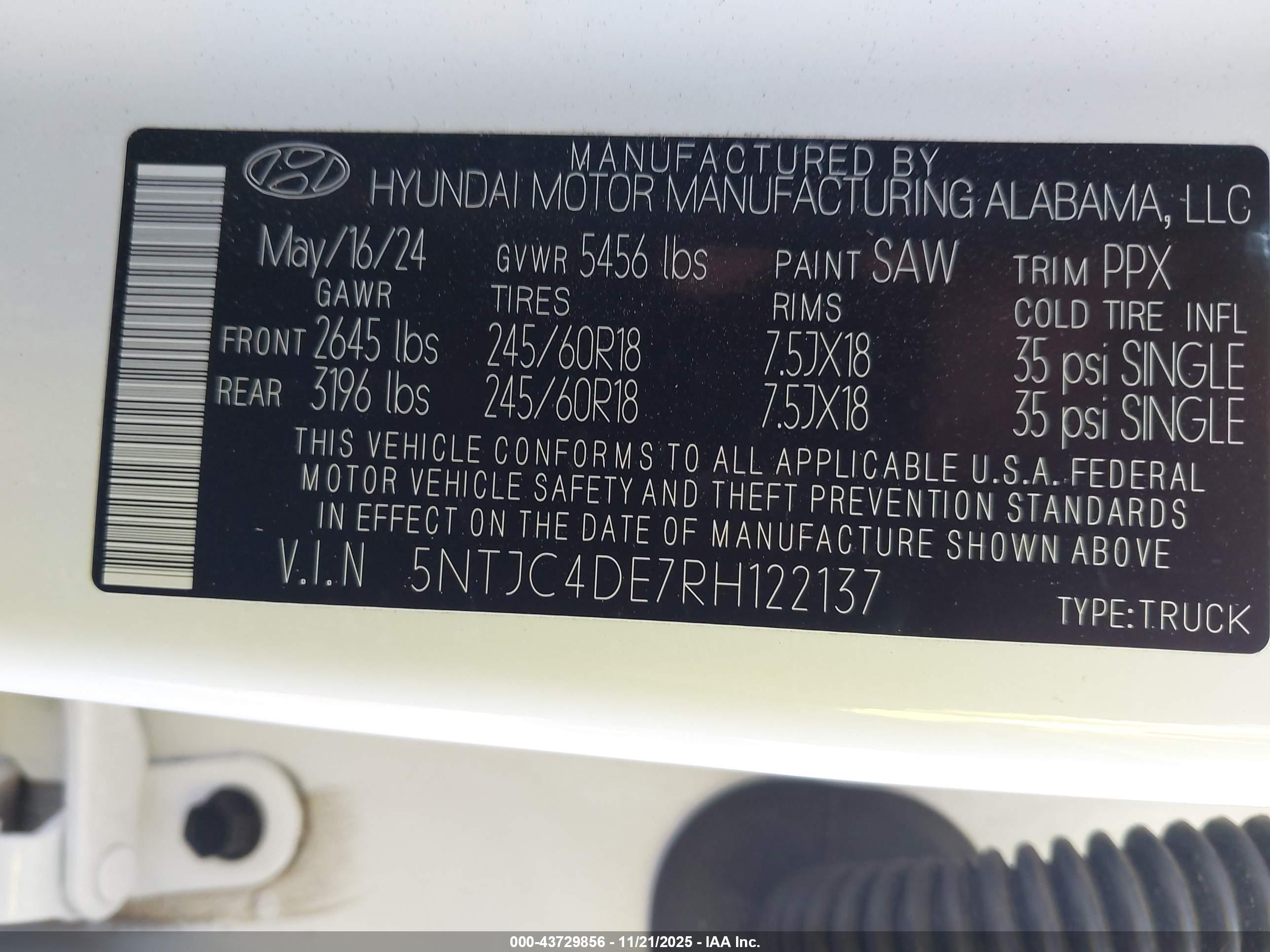 HYUNDAI SANTA image 9
