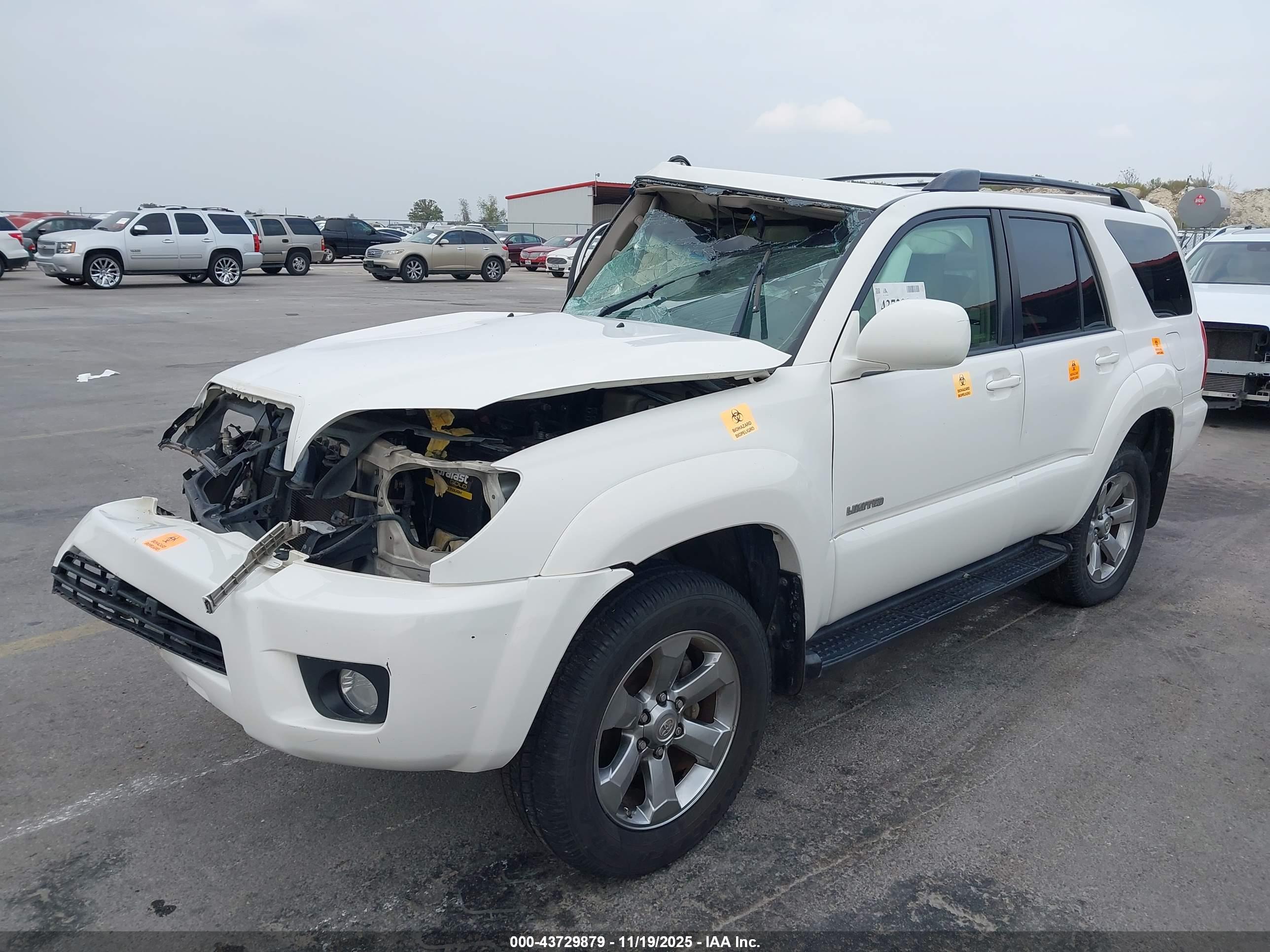 TOYOTA 4RUNNER image 2