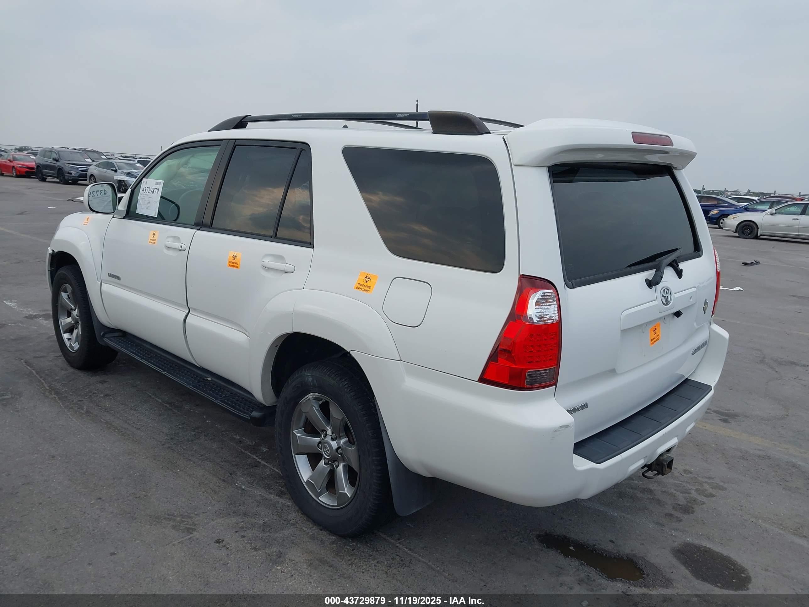 TOYOTA 4RUNNER image 3