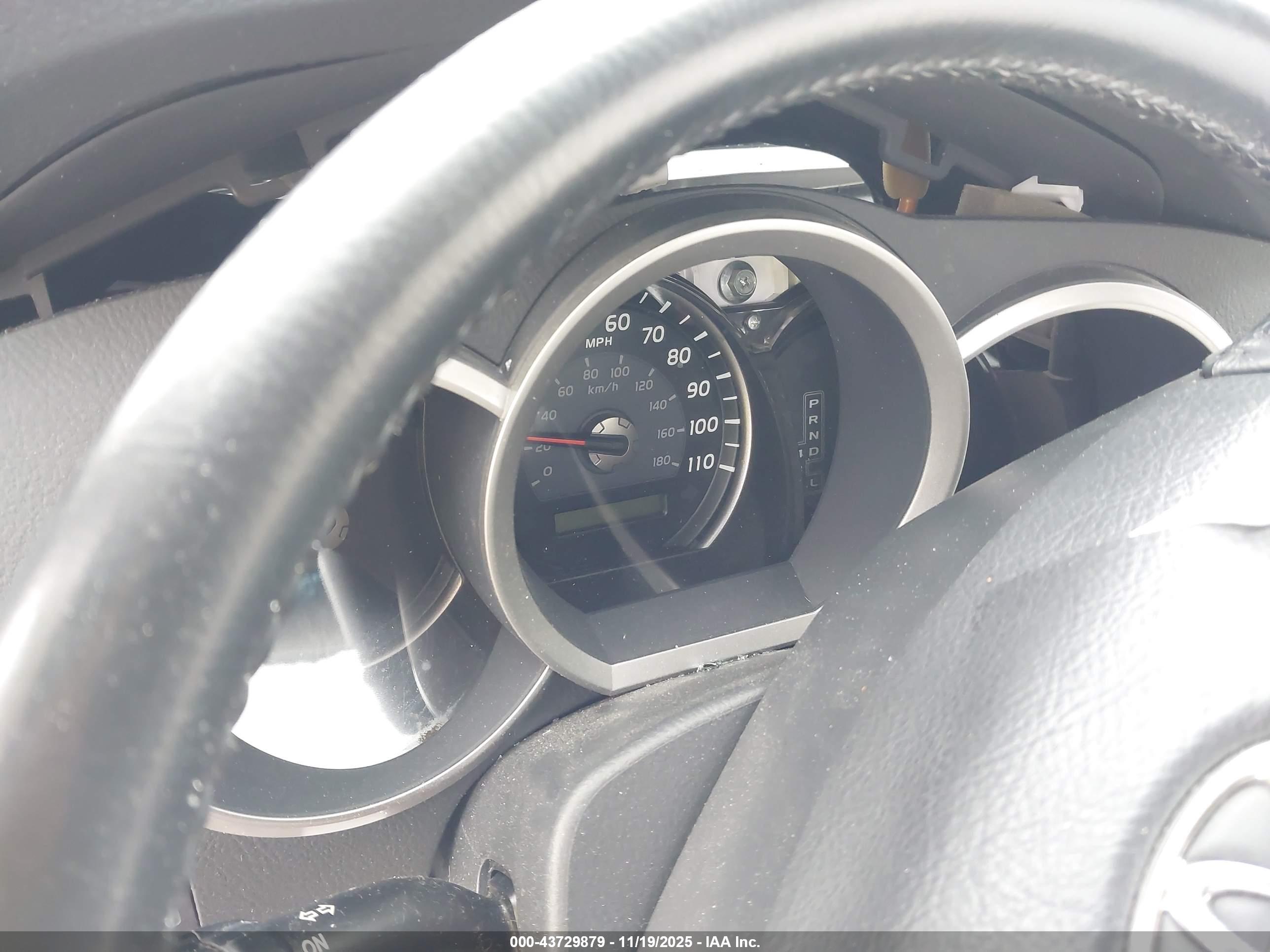 TOYOTA 4RUNNER image 7