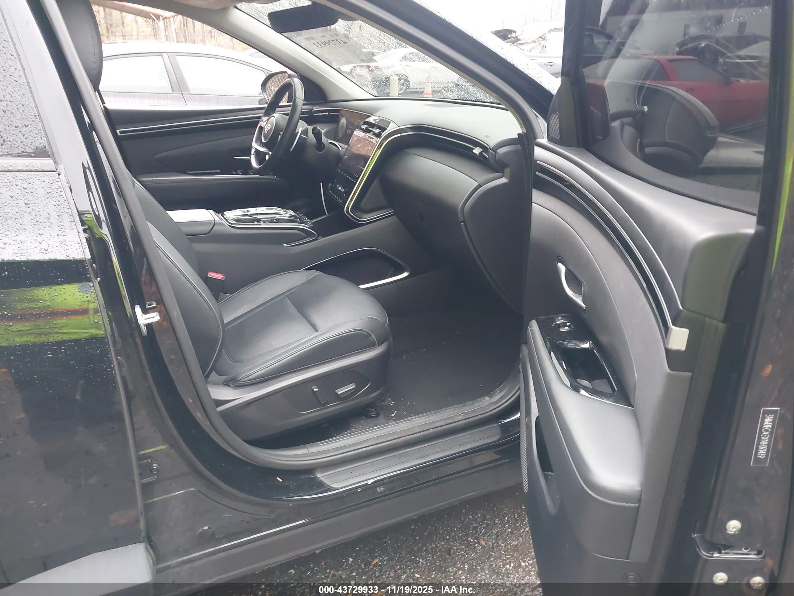 HYUNDAI TUCSON image 5