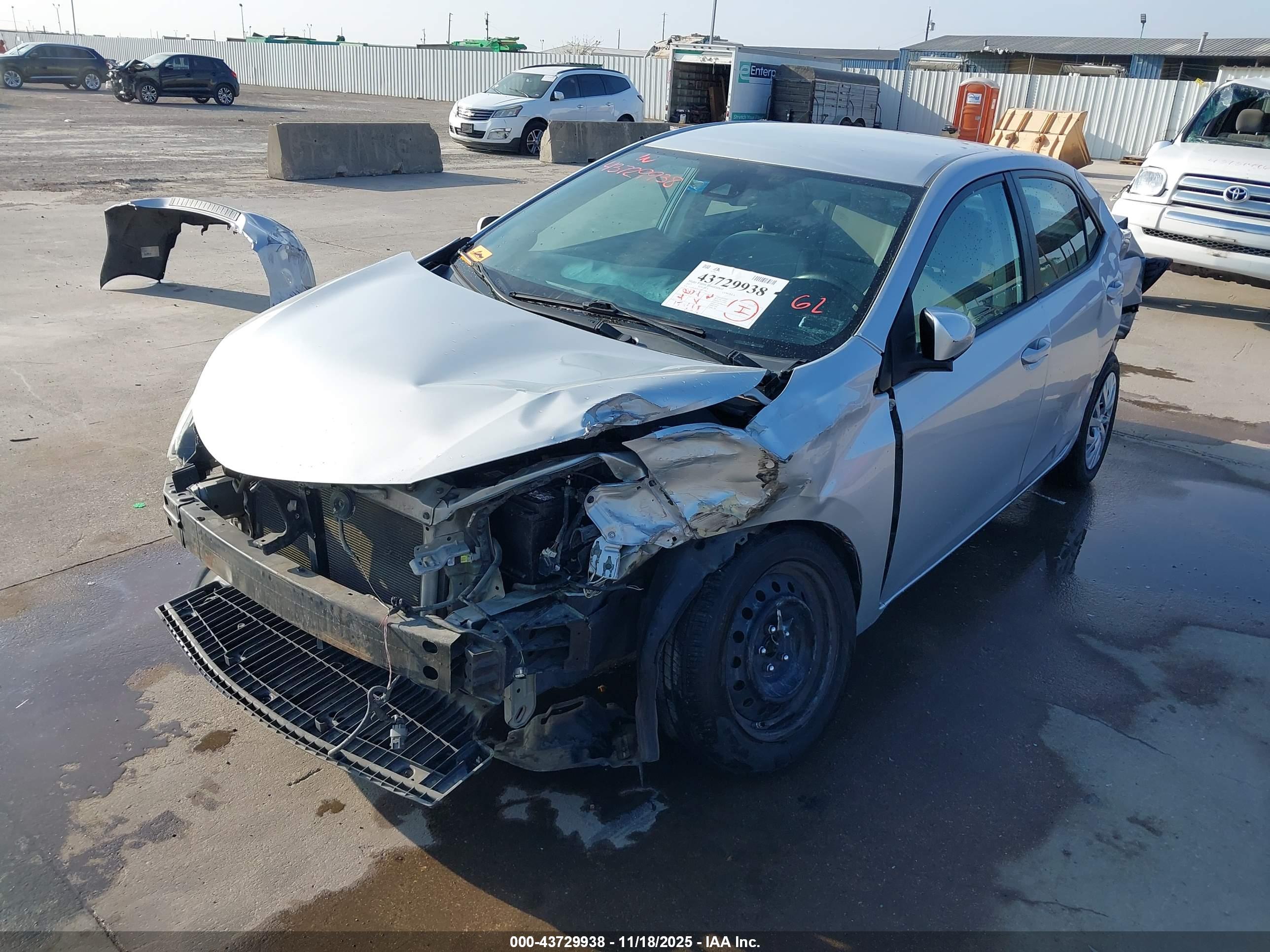 TOYOTA COROLLA image 2