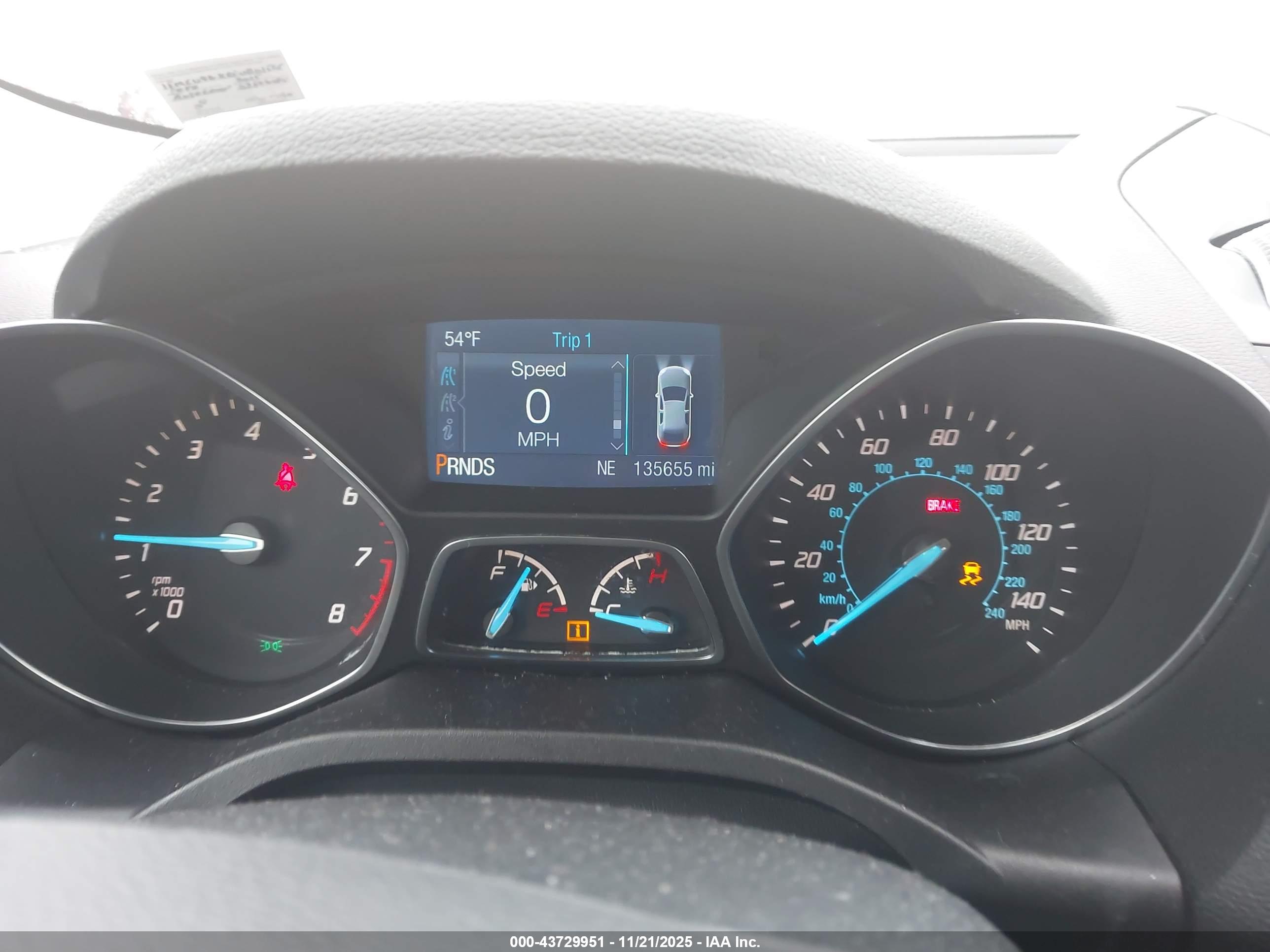 FORD ESCAPE image 7