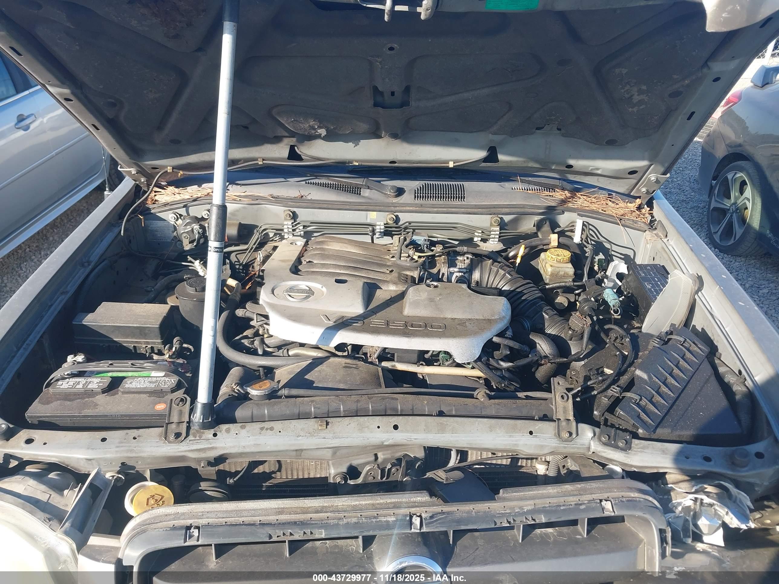 NISSAN PATHFINDER image 10